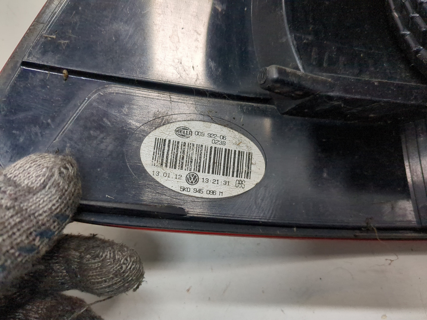 Фонарь задний правый