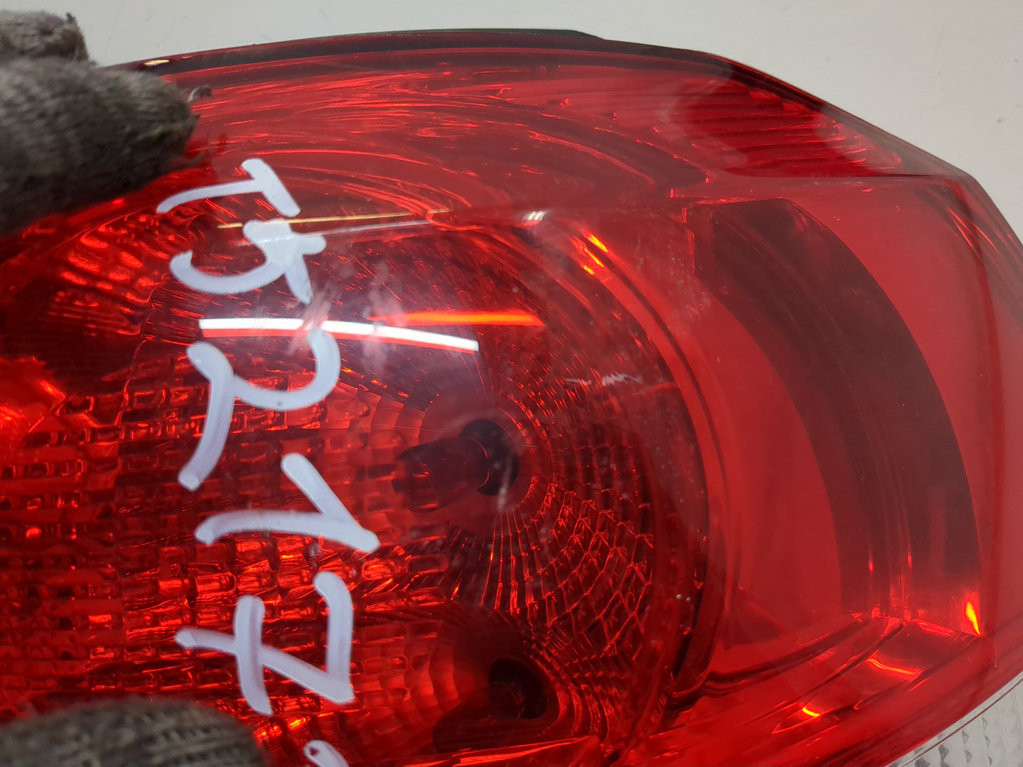 Фонарь задний правый