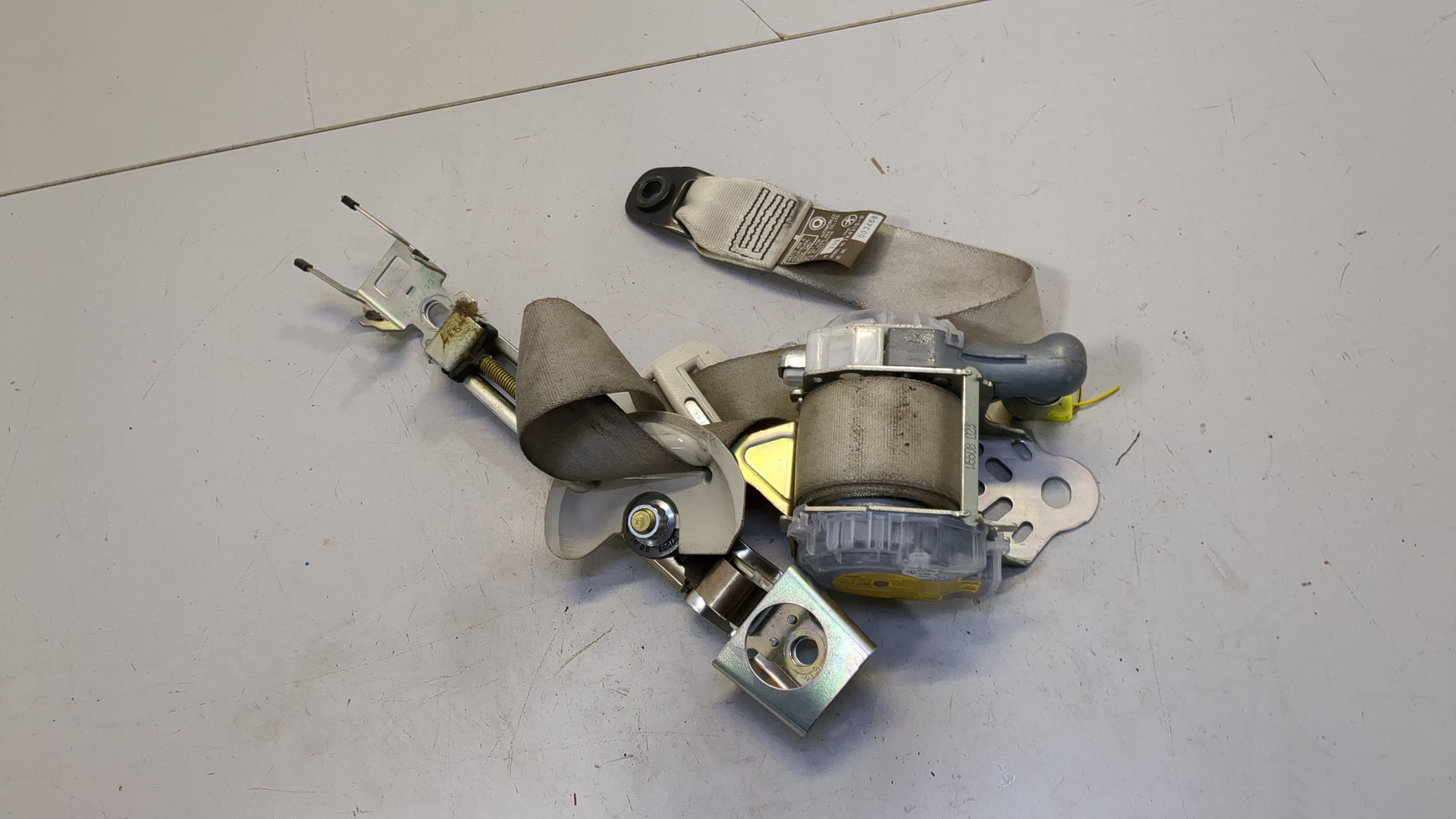 Ремень безопасности