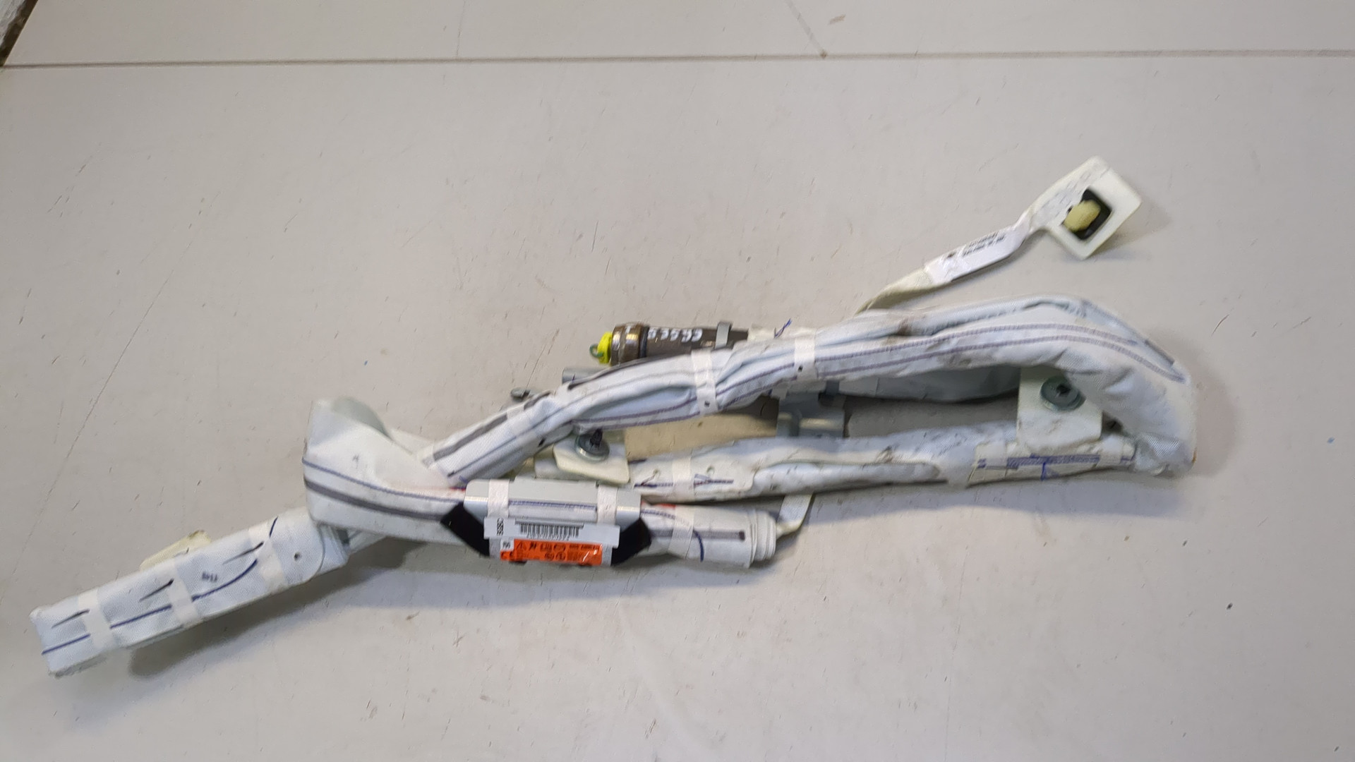 Подушка безопасности боковая (шторка)