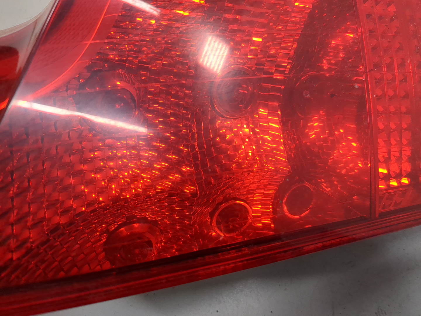 Фонарь задний правый