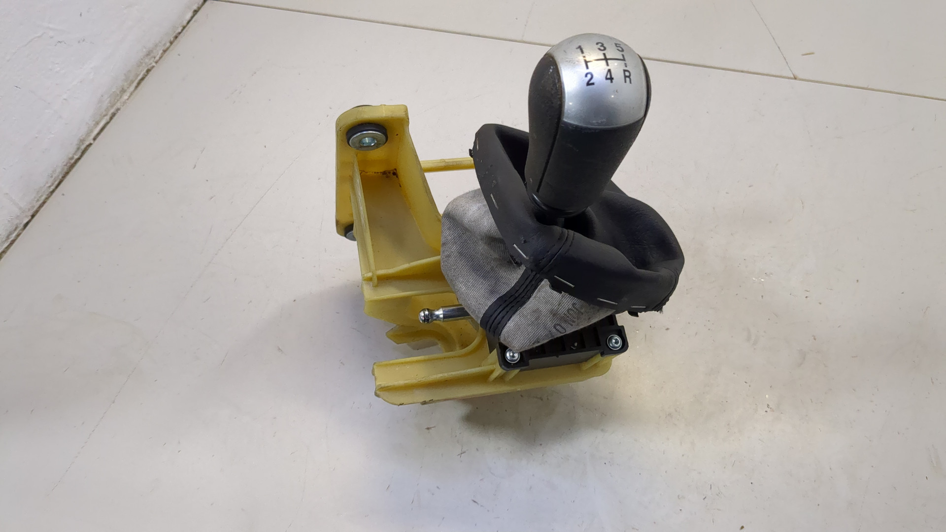 Кулиса МКПП / АКПП