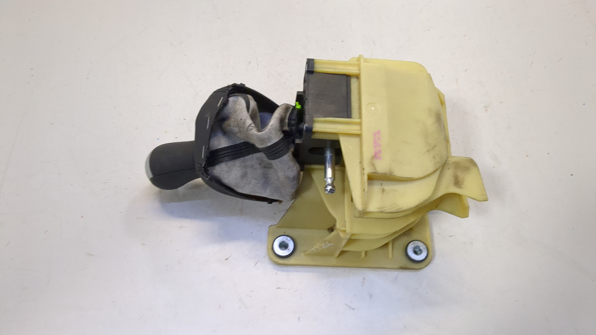 Кулиса МКПП / АКПП