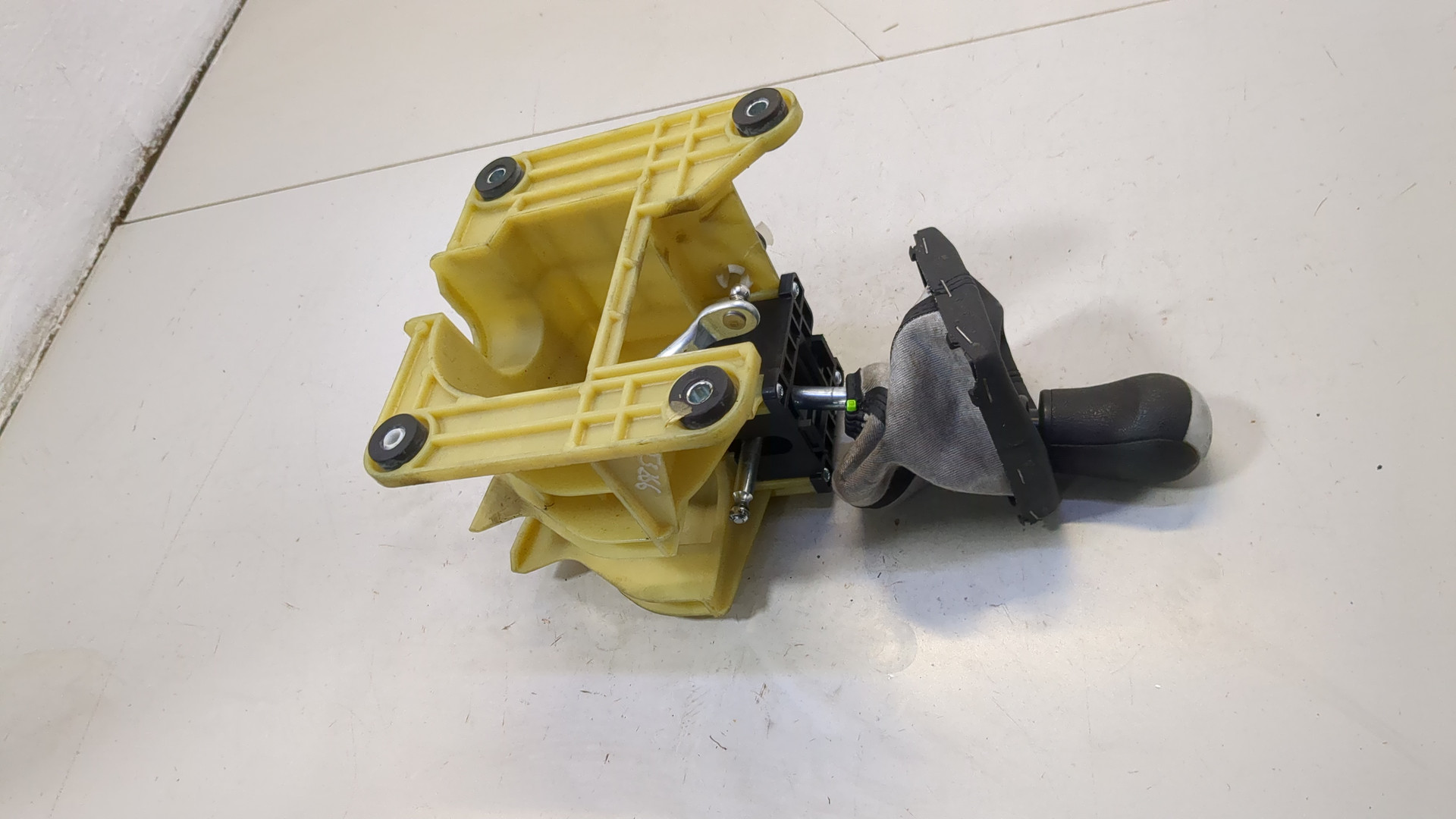 Кулиса МКПП / АКПП