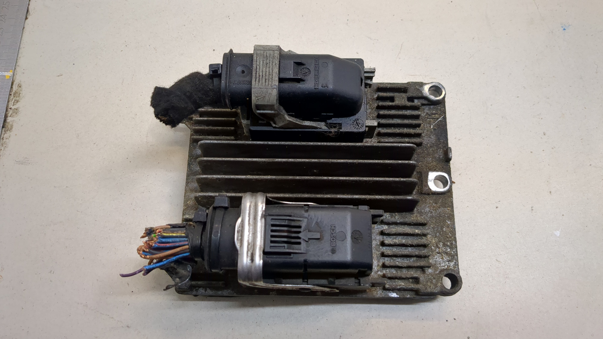 Блок управления двигателем