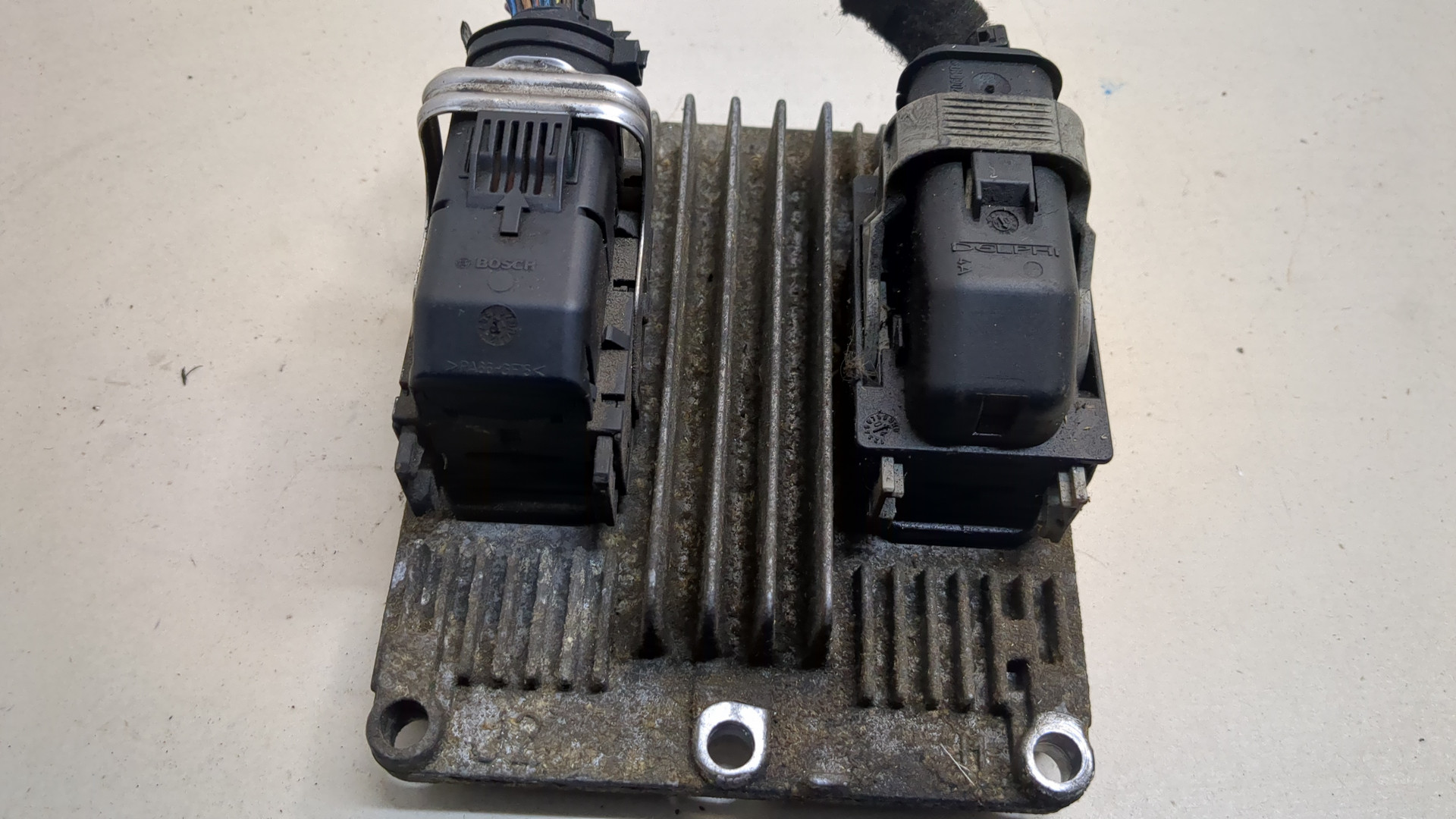 Блок управления двигателем