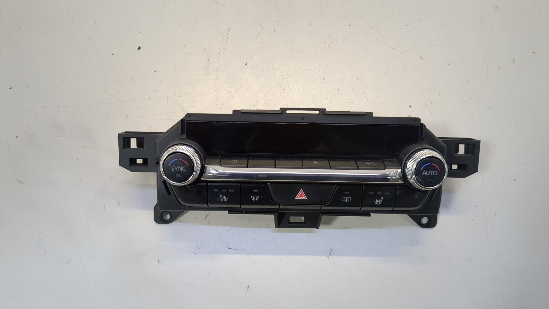 Переключатель отопителя