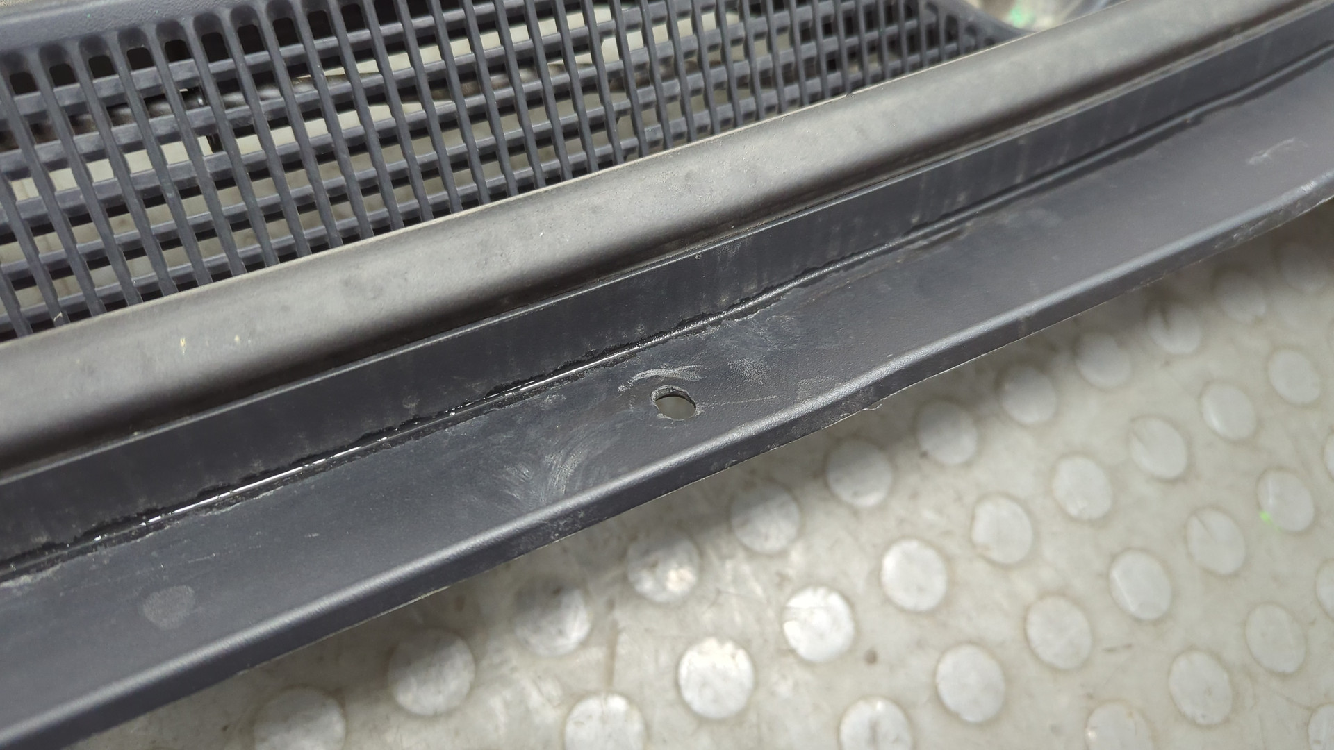 Решетка стеклоочистителей (Жабо)