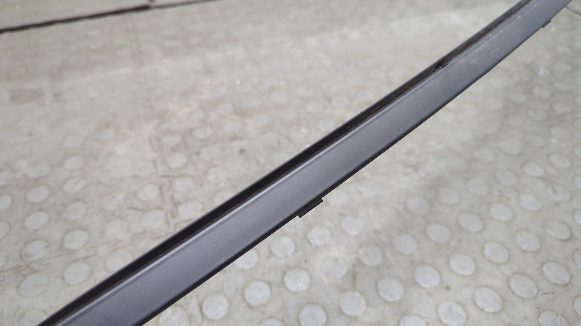 Молдинг крыши правый