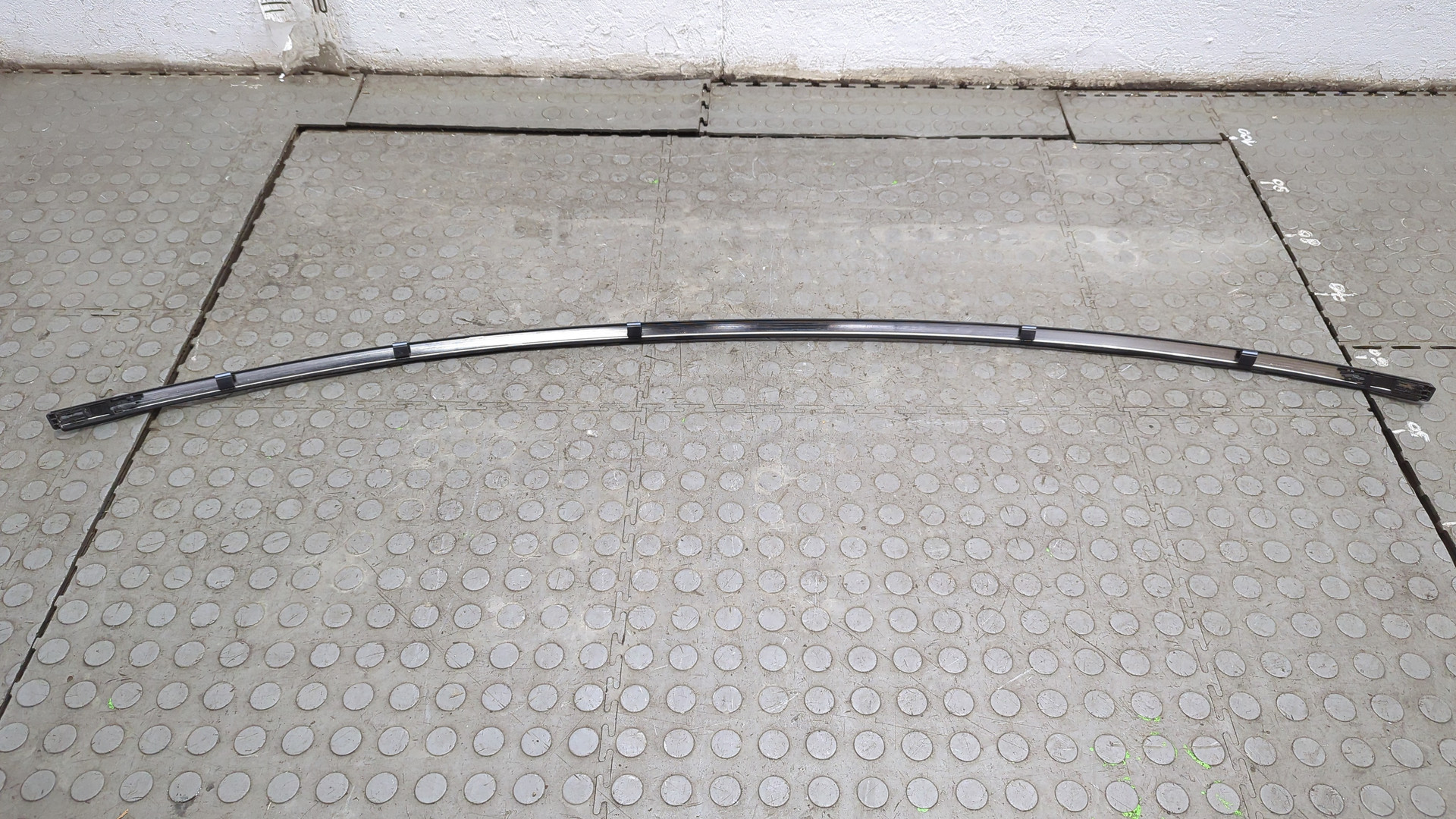 Молдинг крыши левый