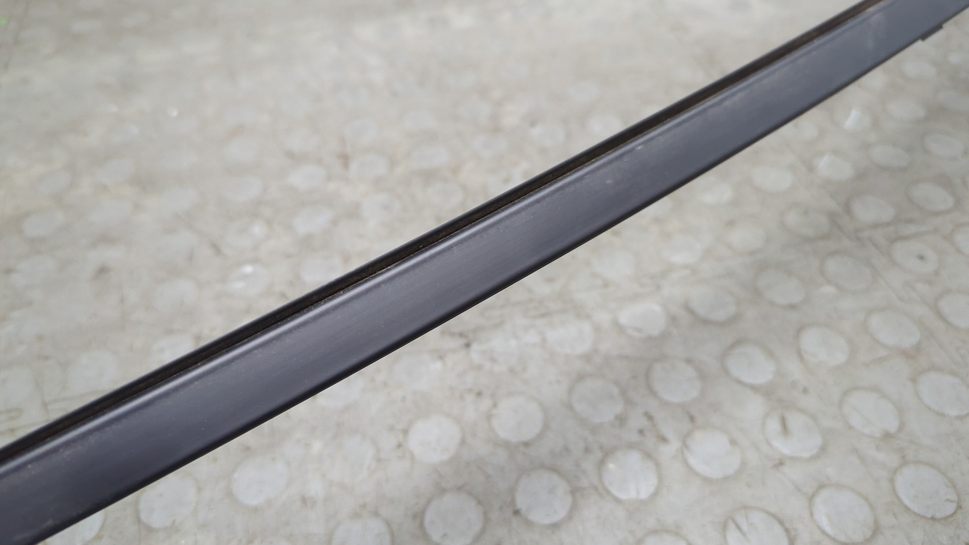 Молдинг крыши левый