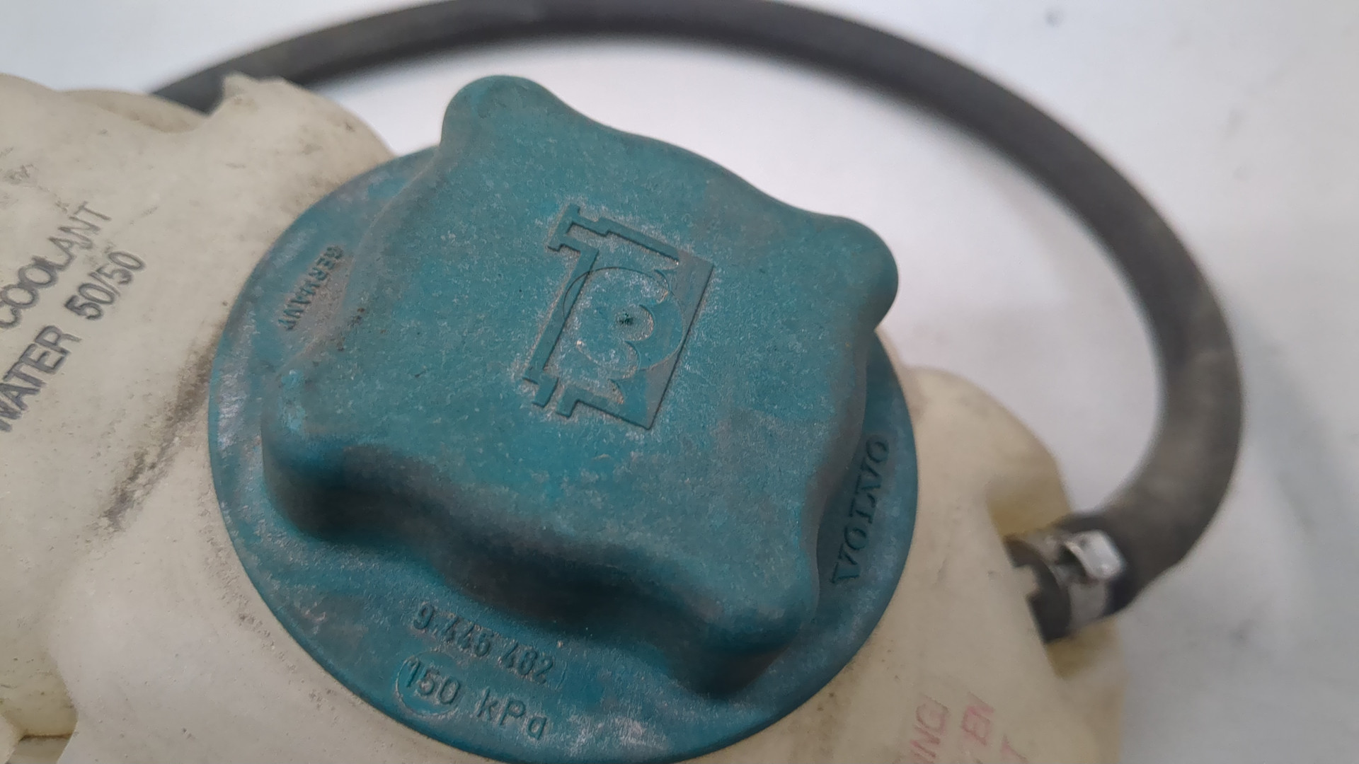 Бачок расширительный