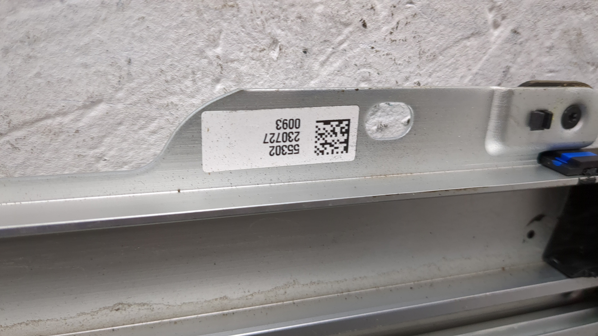 Люк в сборе электрический