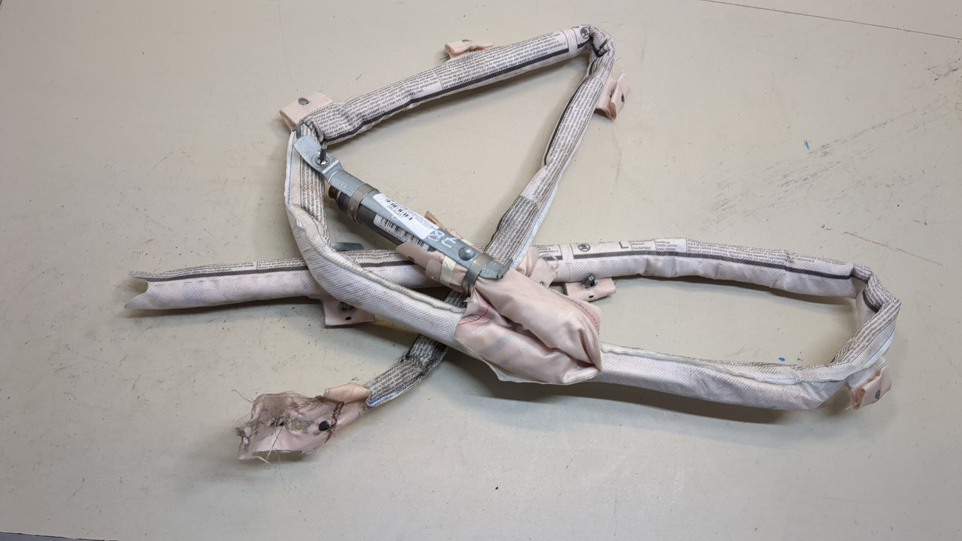 Подушка безопасности боковая (шторка)