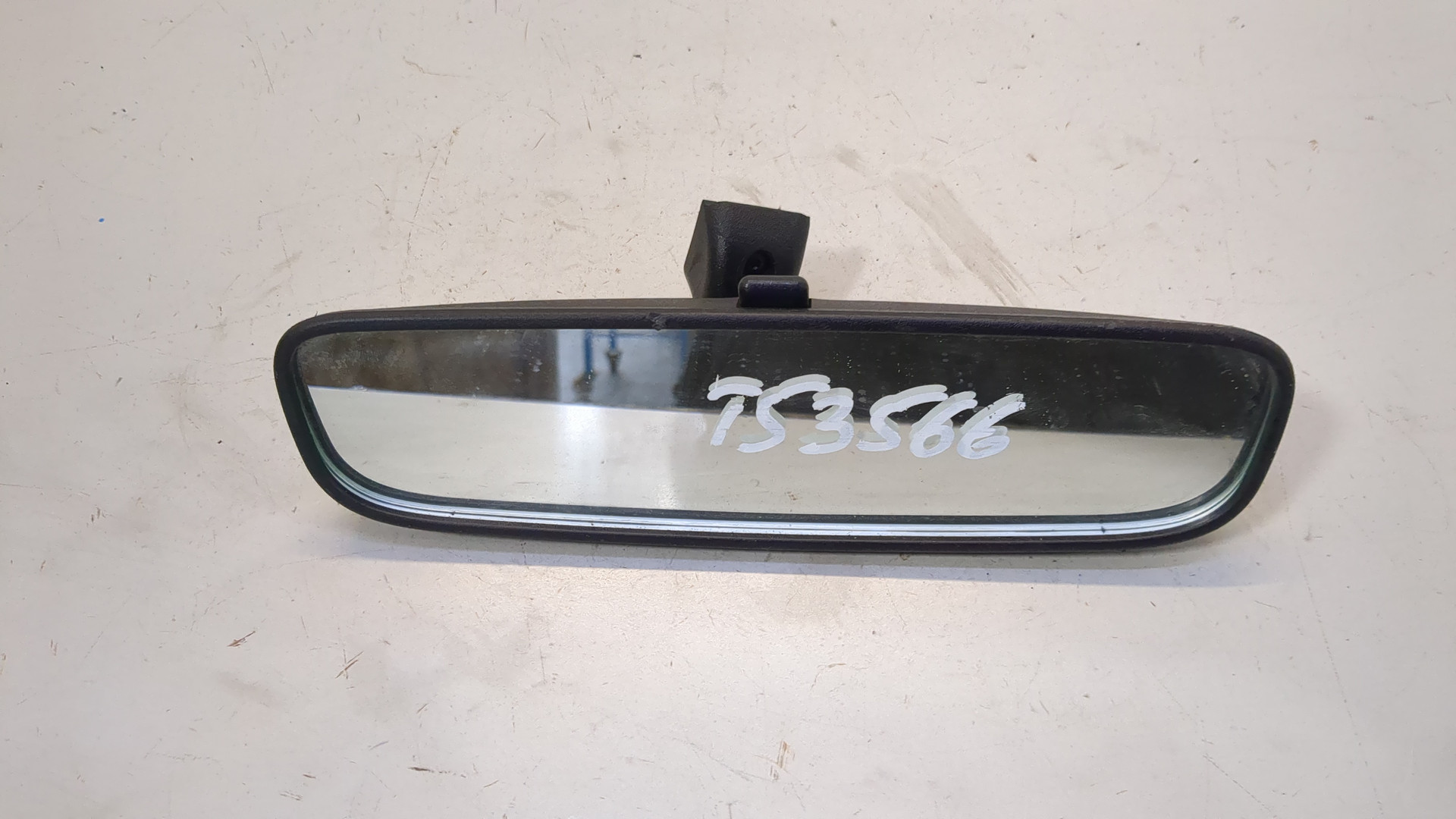 Зеркало заднего вида