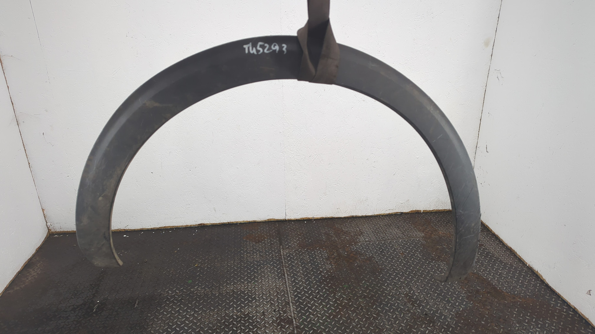 Молдинг заднего крыла правого