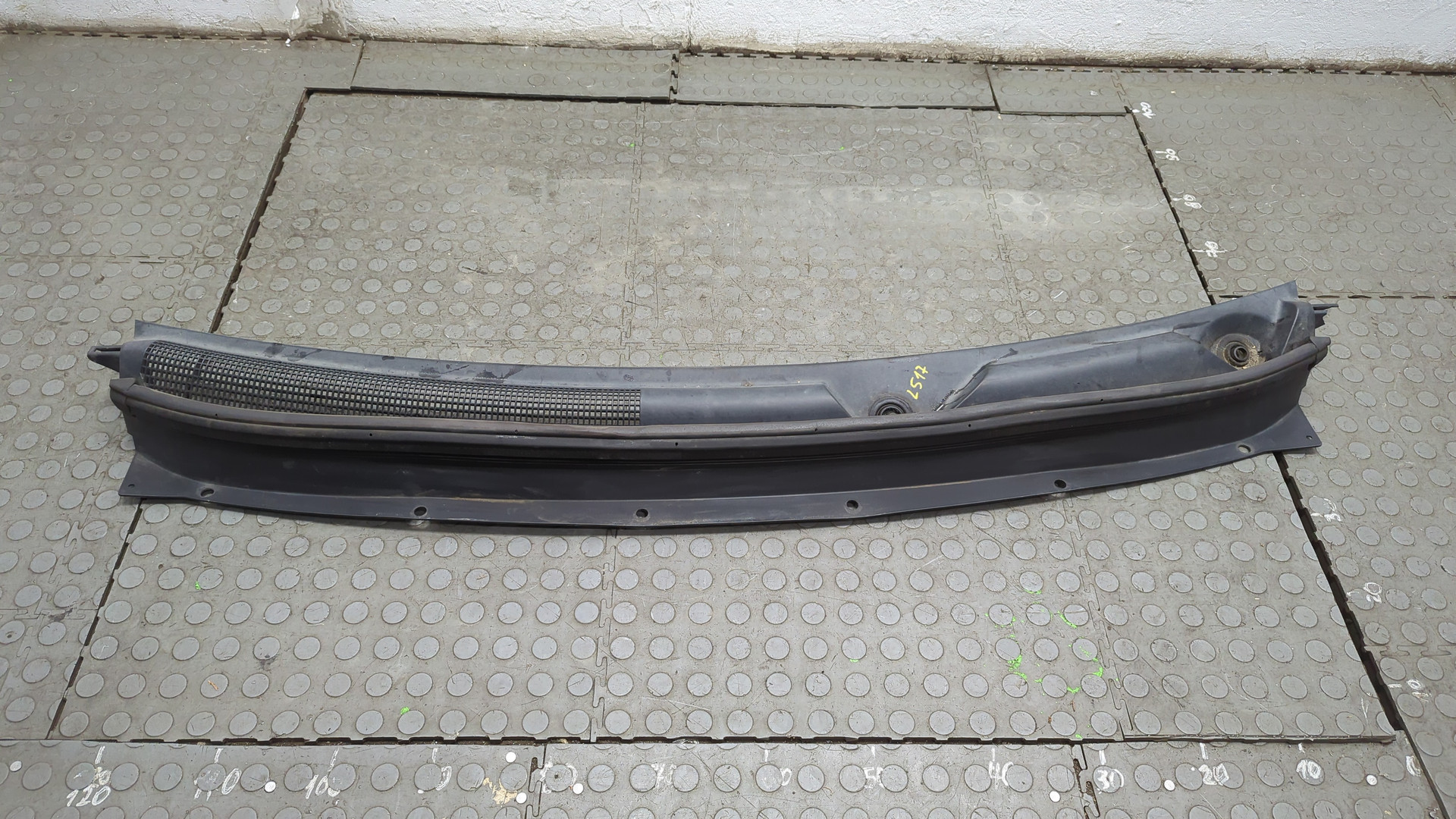 Решетка стеклоочистителей (Жабо)