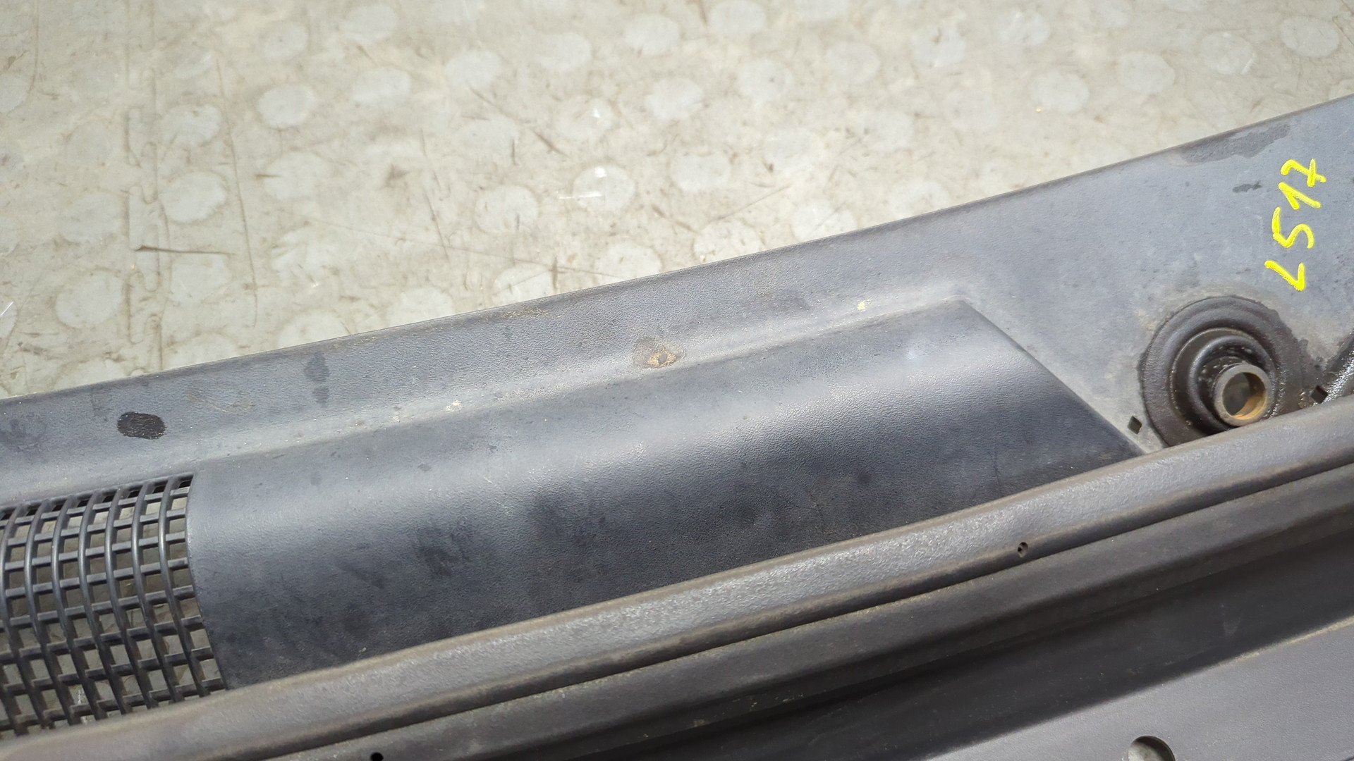 Решетка стеклоочистителей (Жабо)