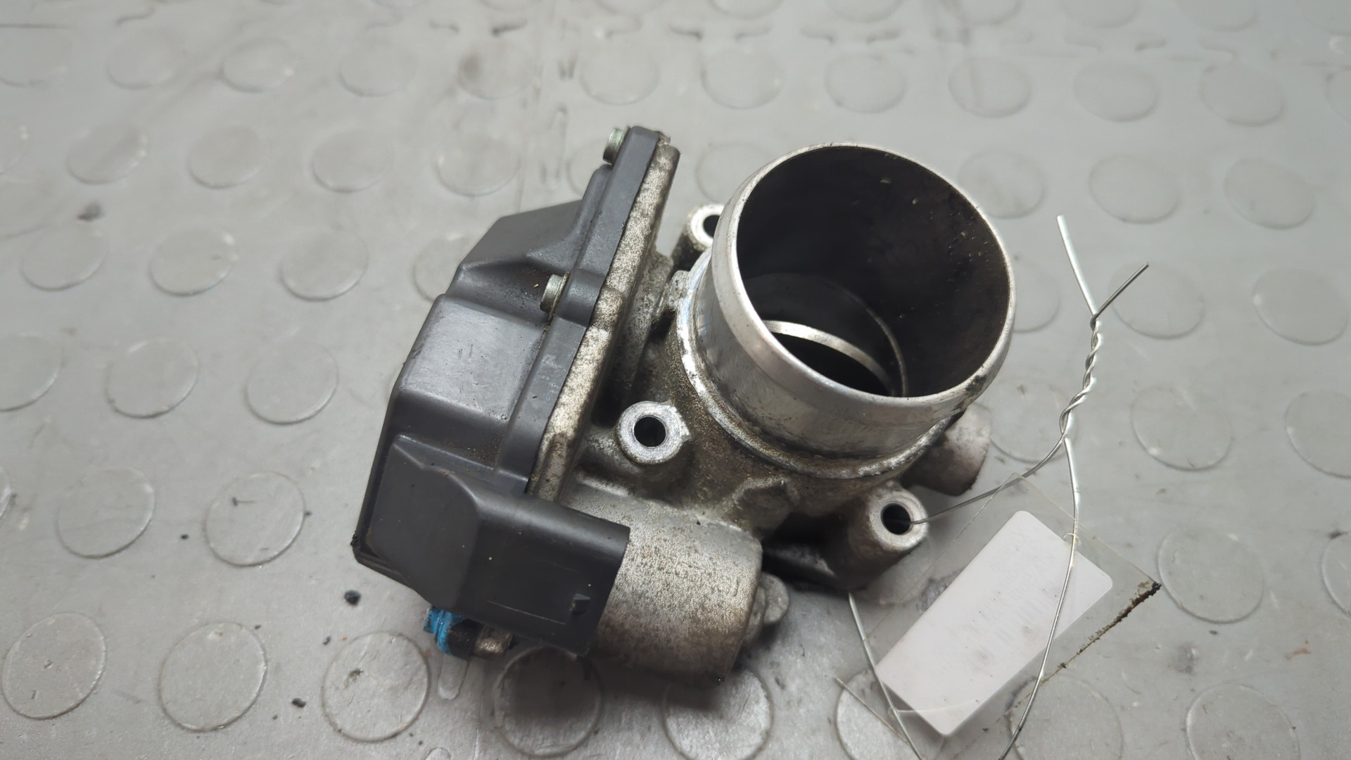 Заслонка дроссельная электрическая