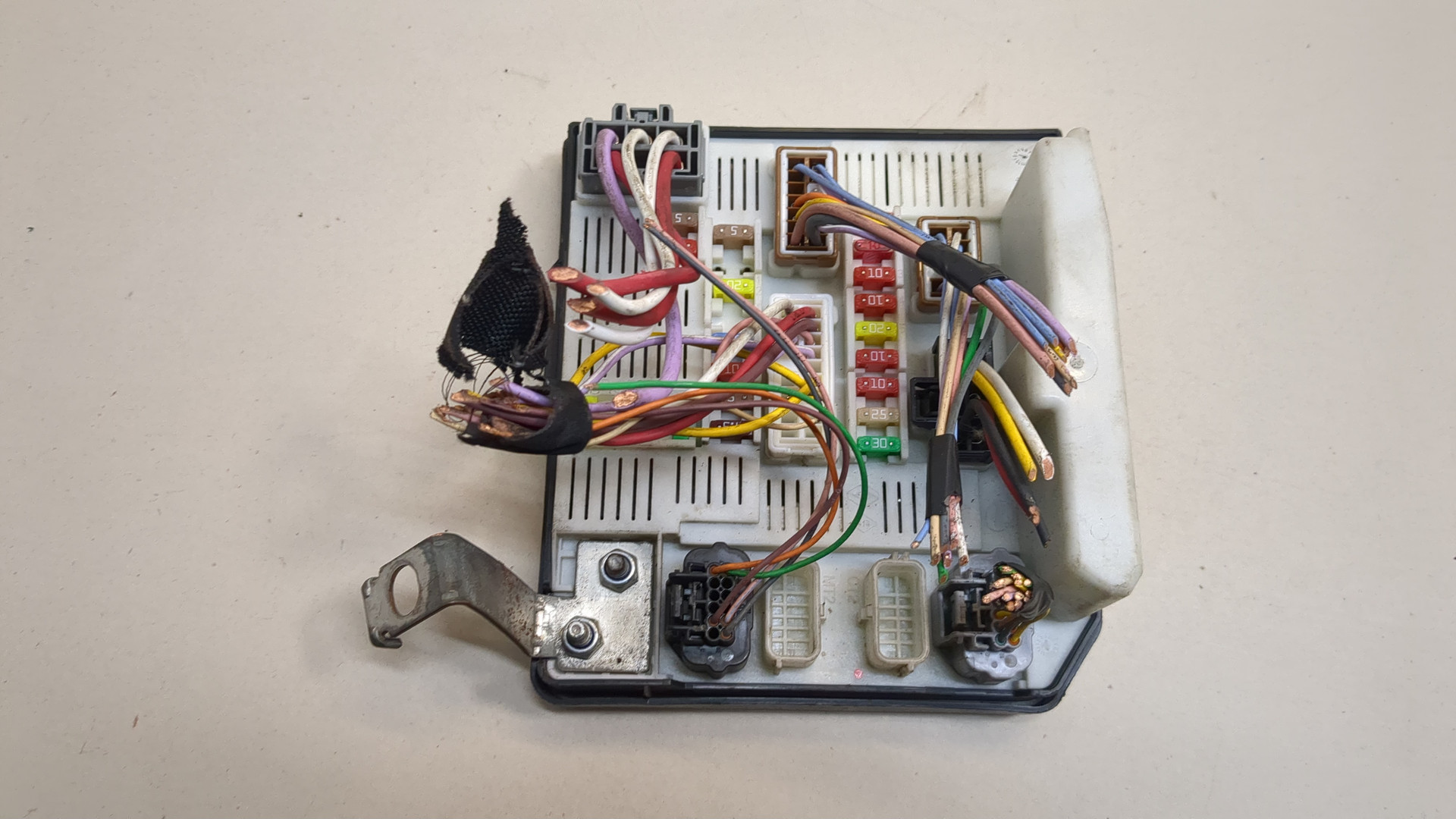 Блок предохранителей