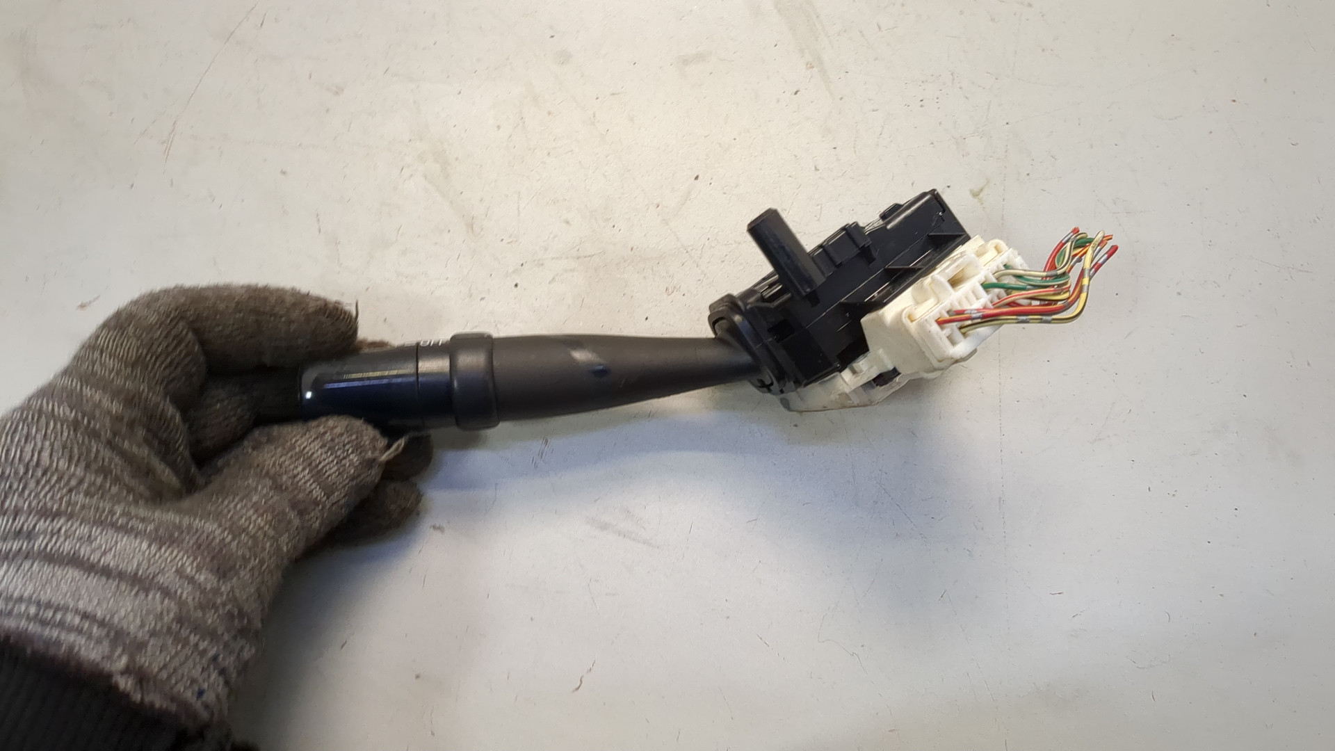 Переключатель поворотов подрулевой