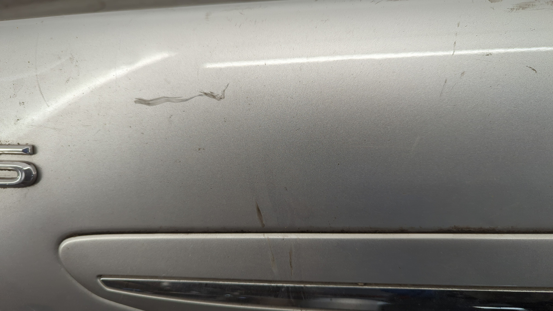 Дверь багажника