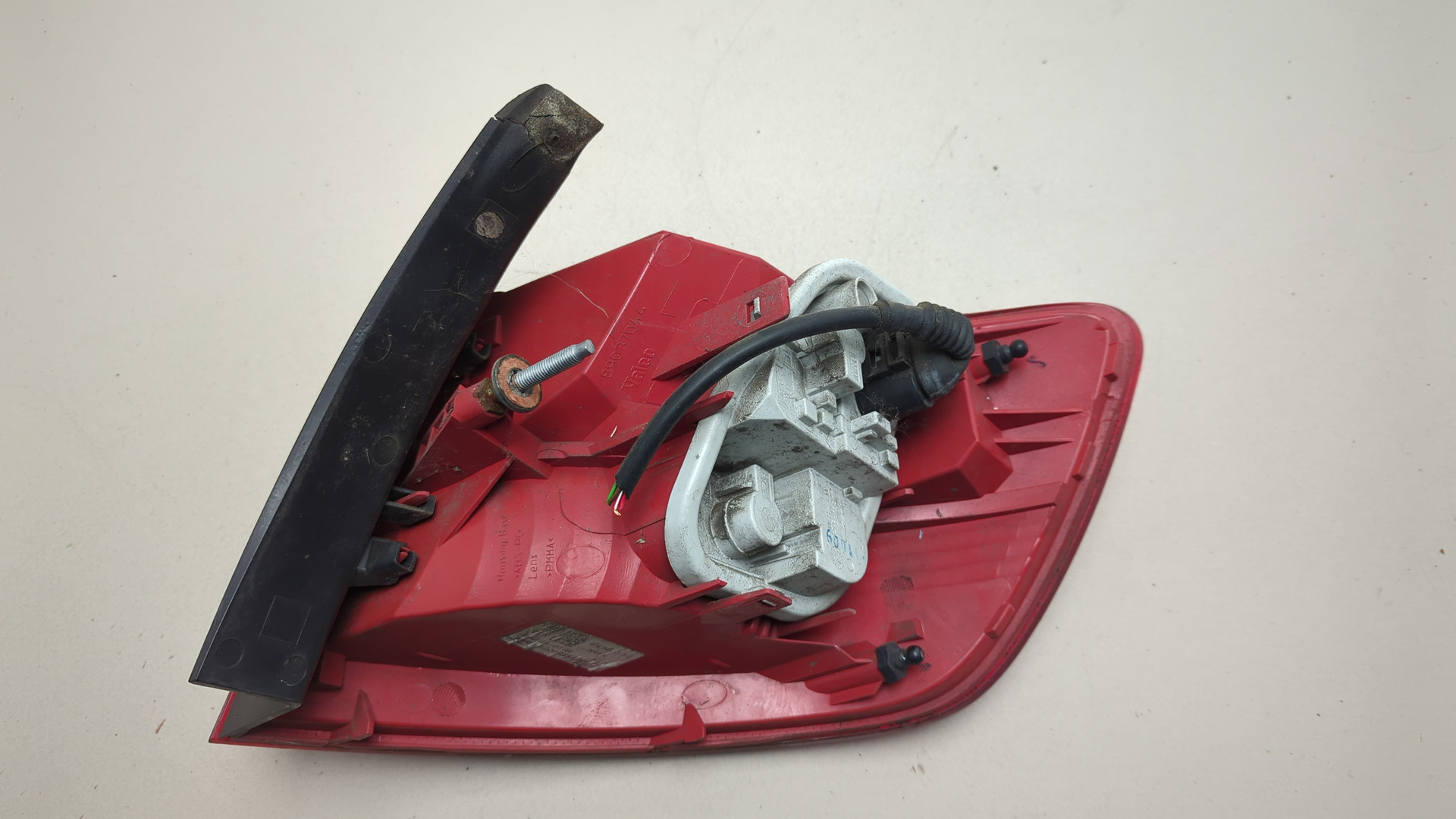 Фонарь задний левый