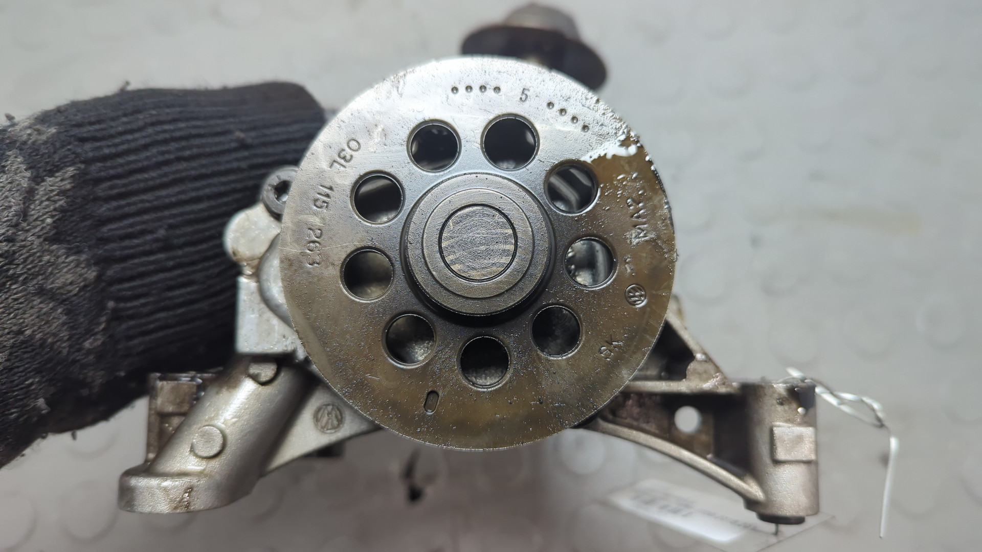 Насос масляный