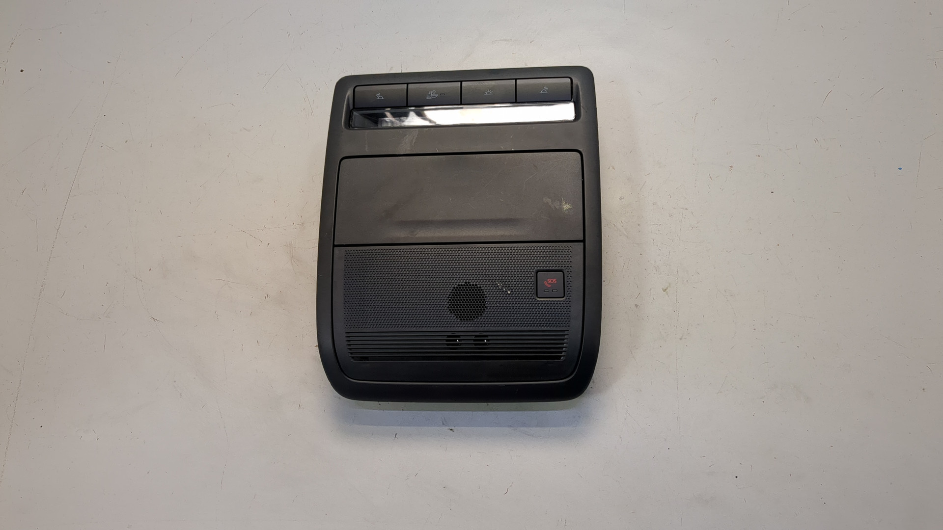 Плафон салонный