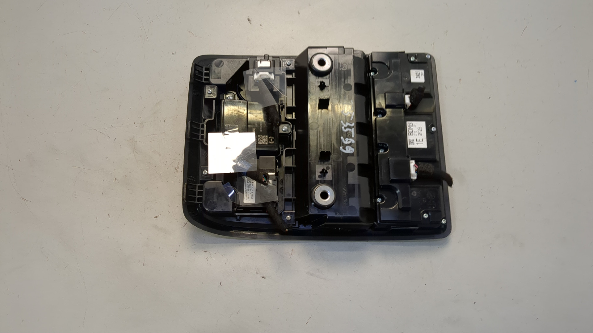 Плафон салонный