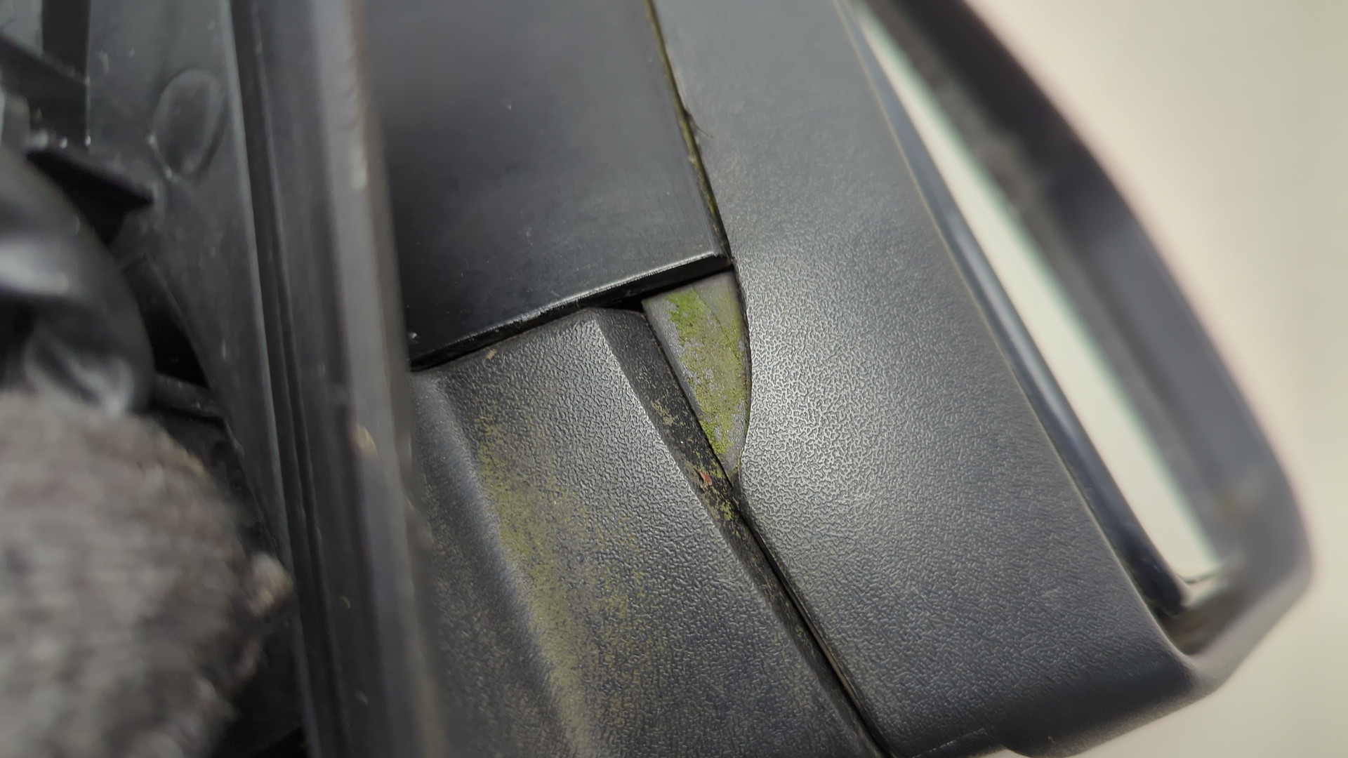 Зеркало правое электрическое