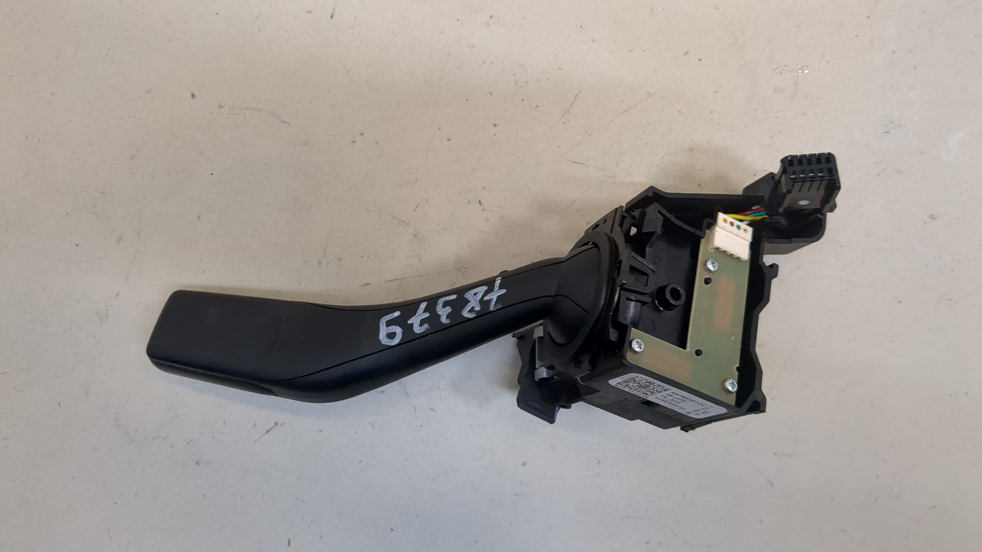 Переключатель поворотов подрулевой