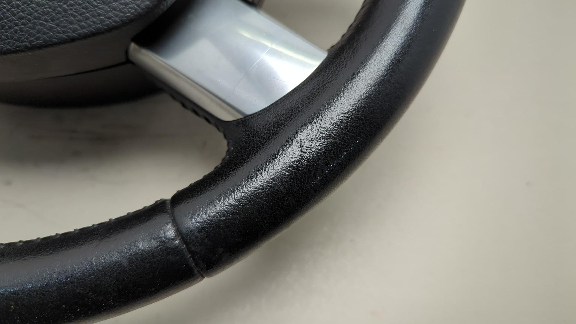 Рулевое колесо (руль)