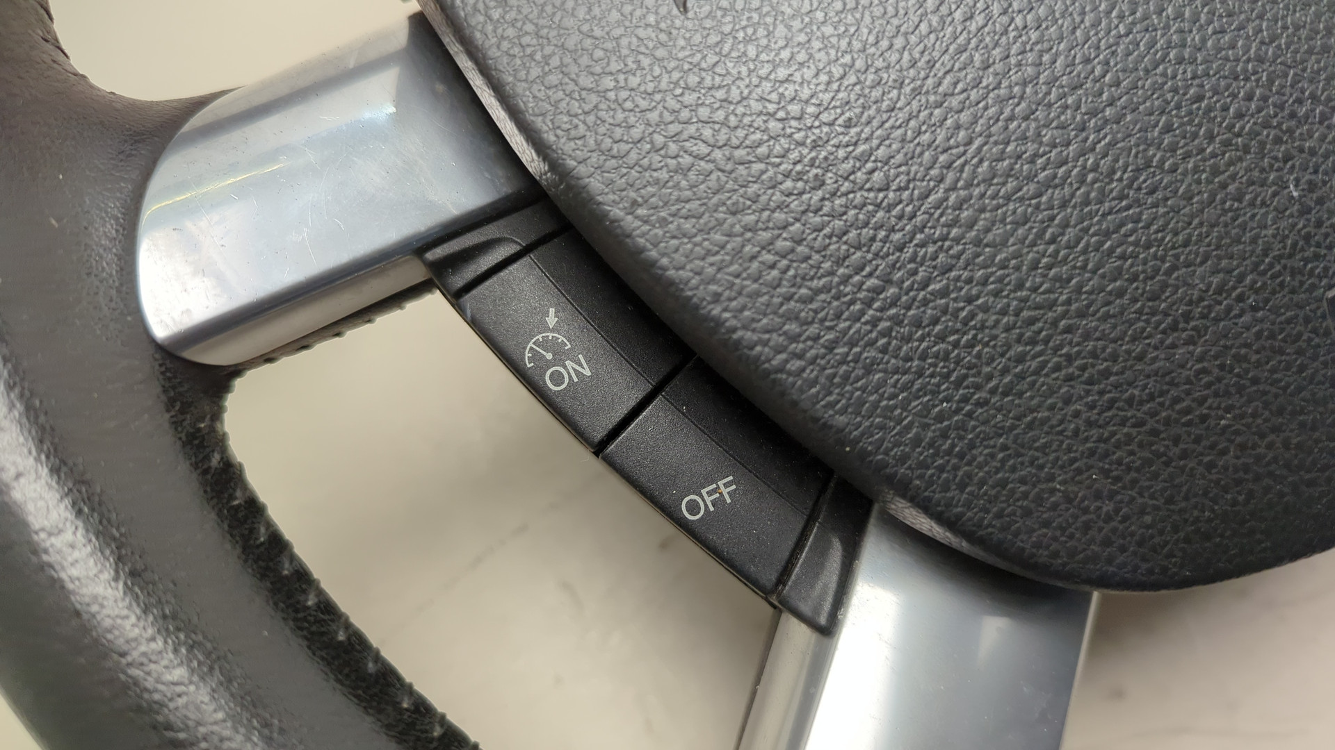 Рулевое колесо (руль)