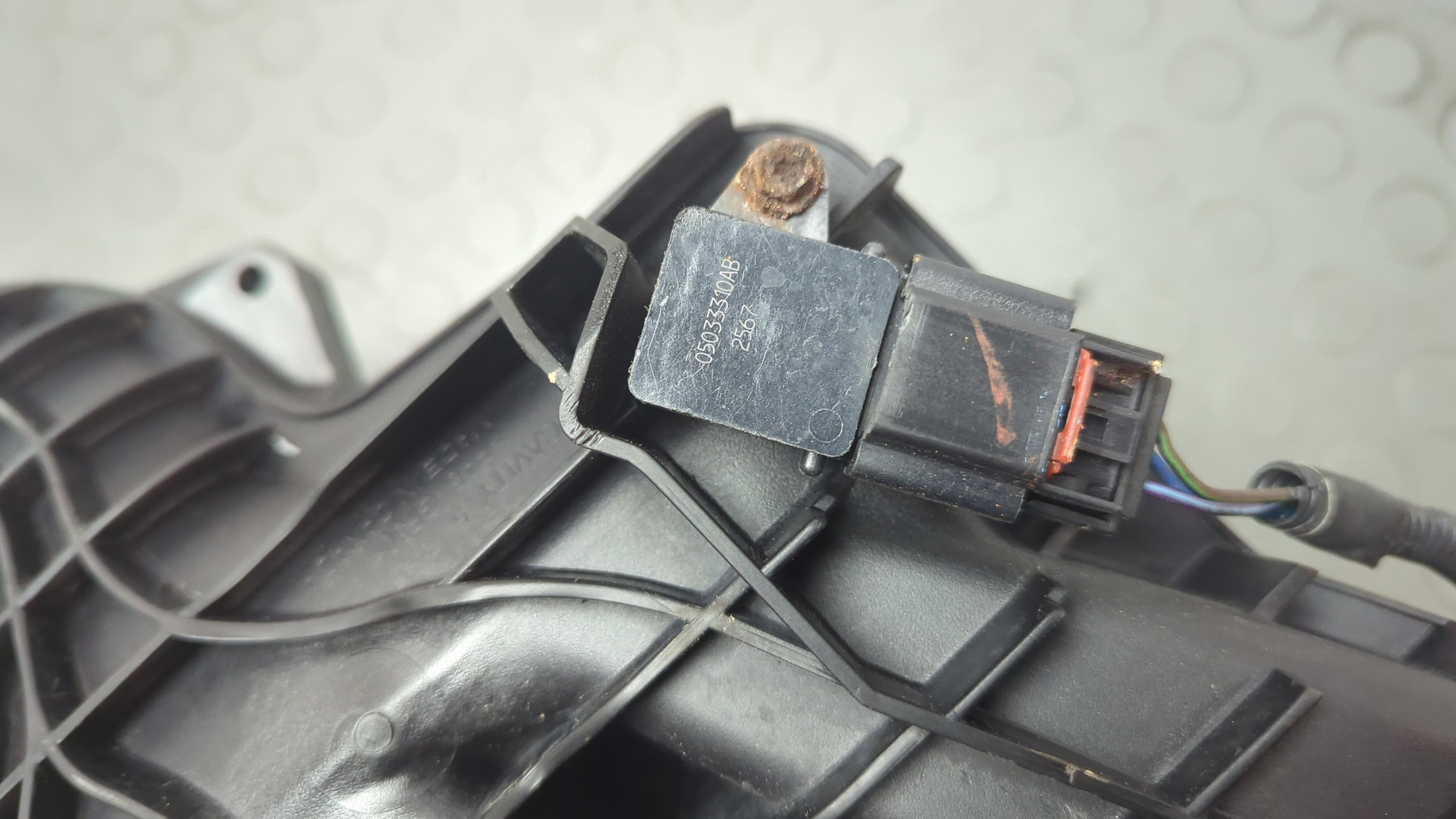 Коллектор впускной