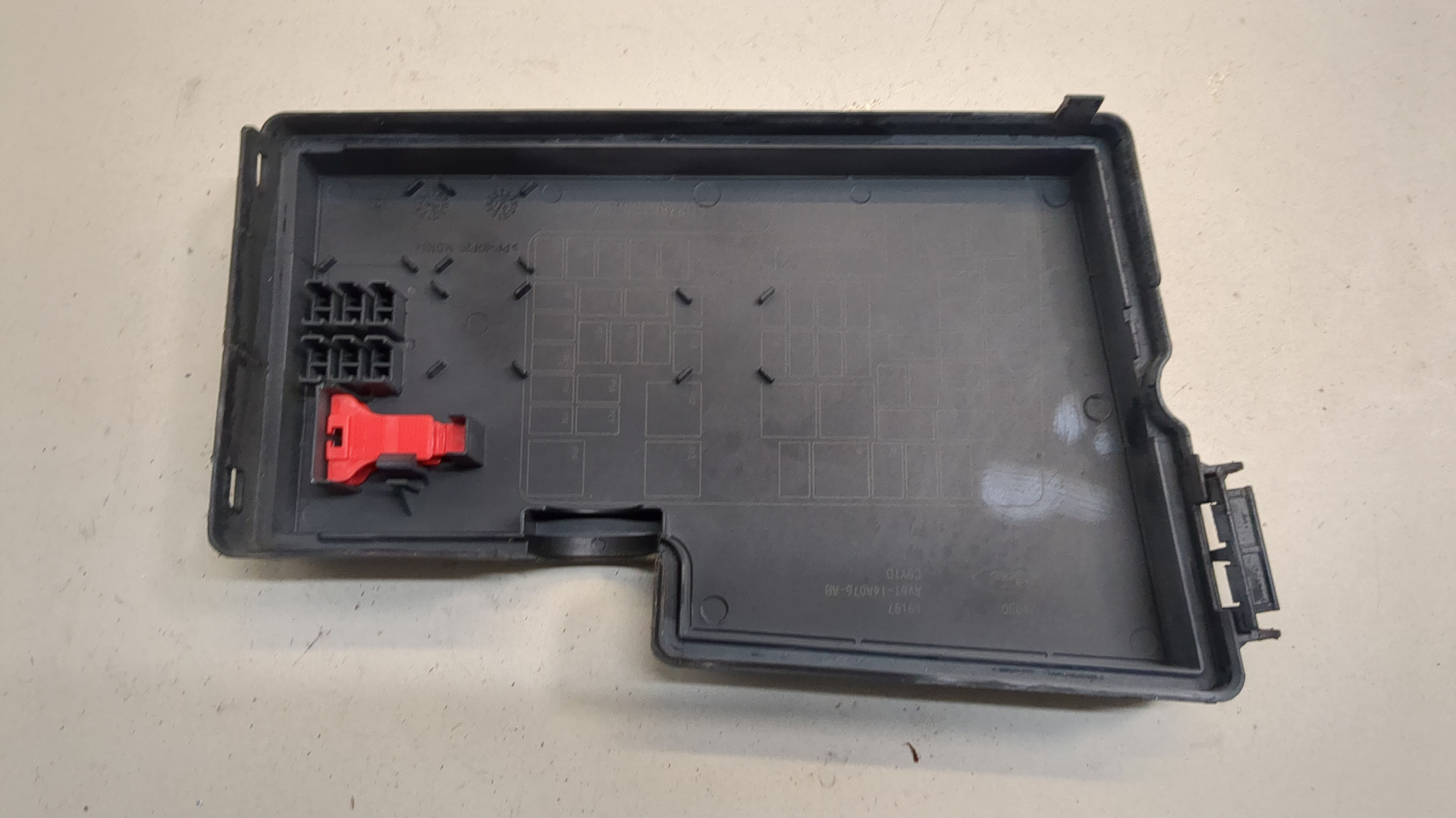 Корпус блока предохранителей