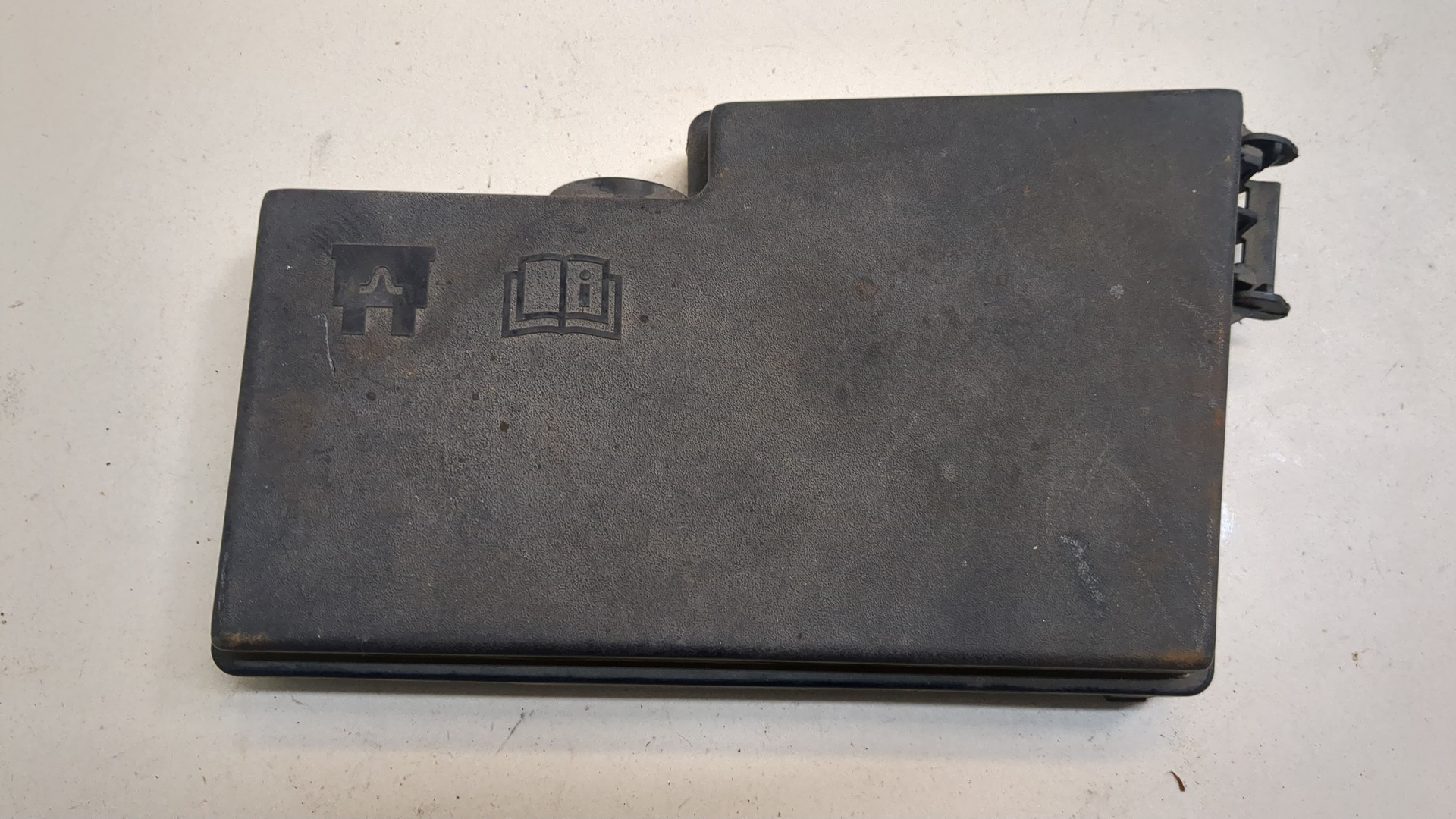 Корпус блока предохранителей