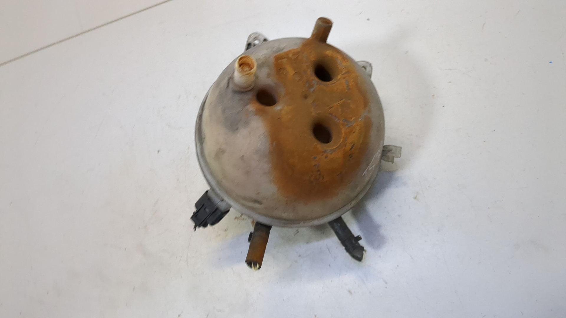 Бачок расширительный