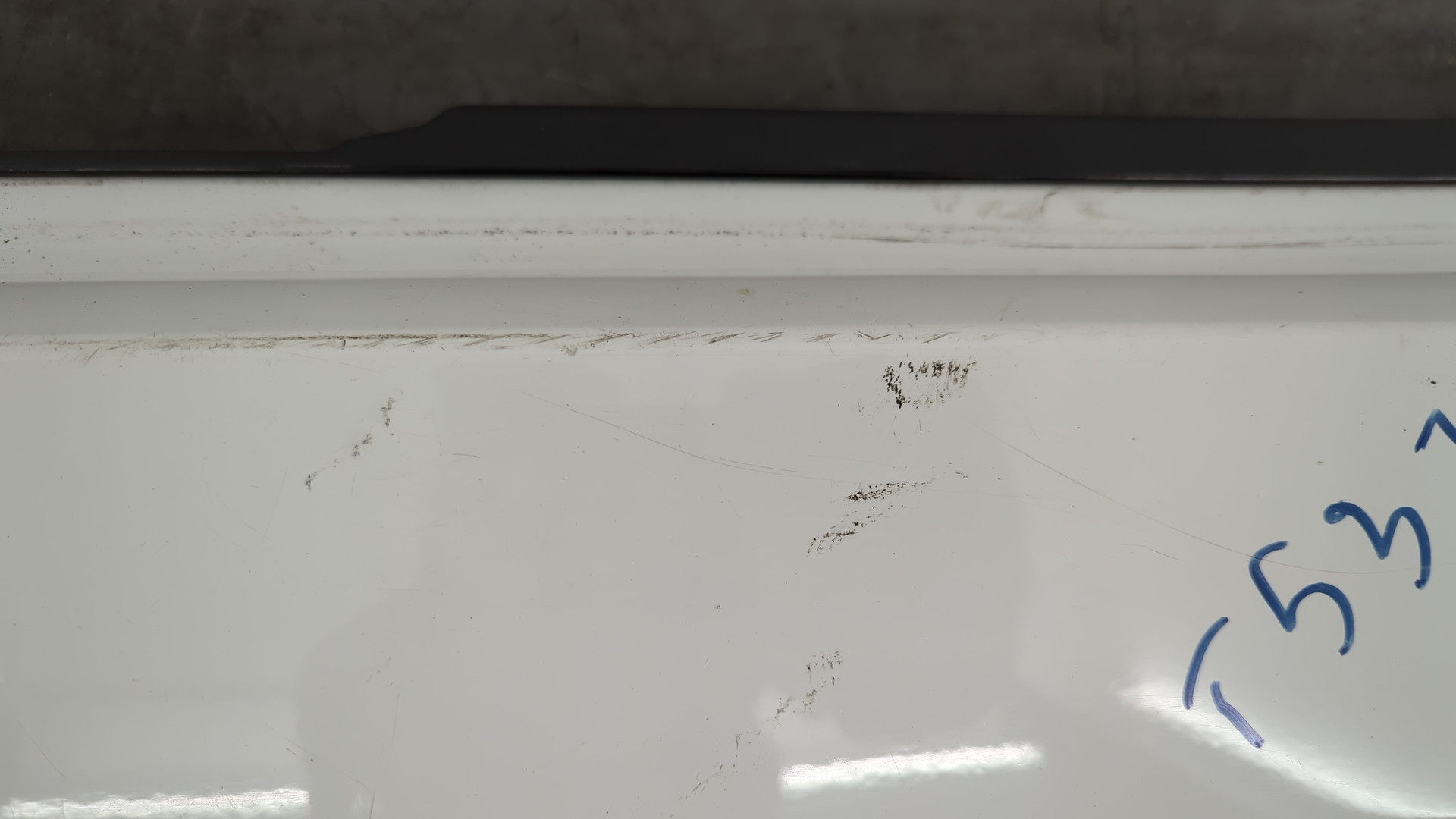 Дверь багажника нижняя (борт)