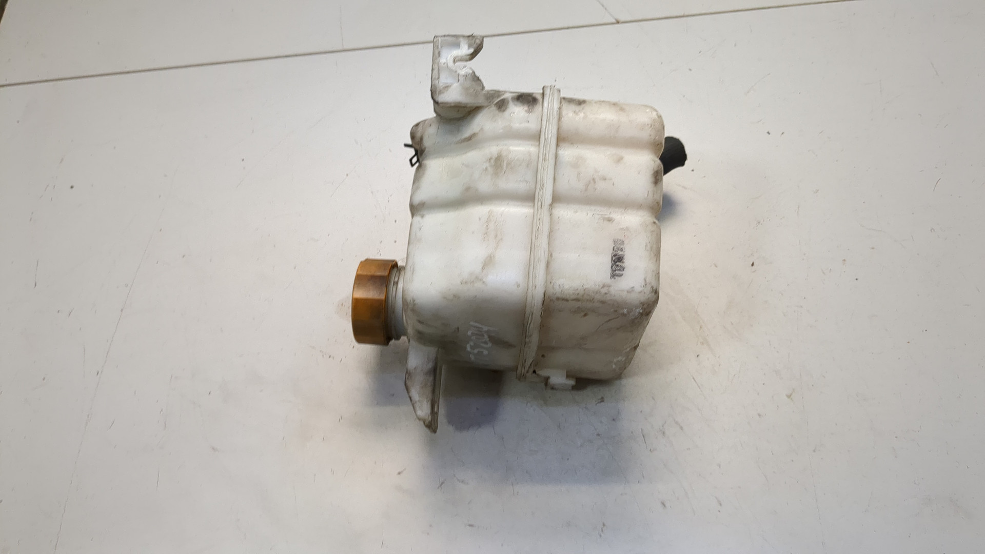 Бачок расширительный