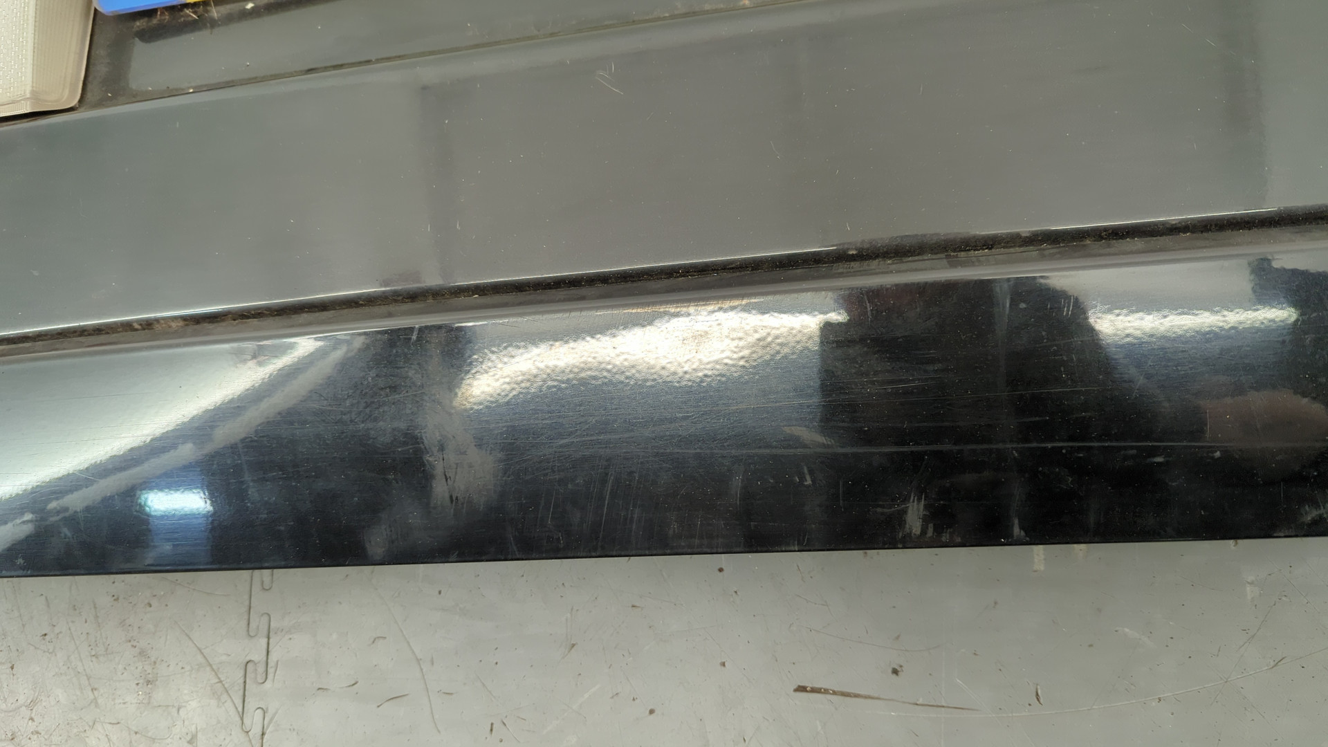 Дверь багажника нижняя (борт)