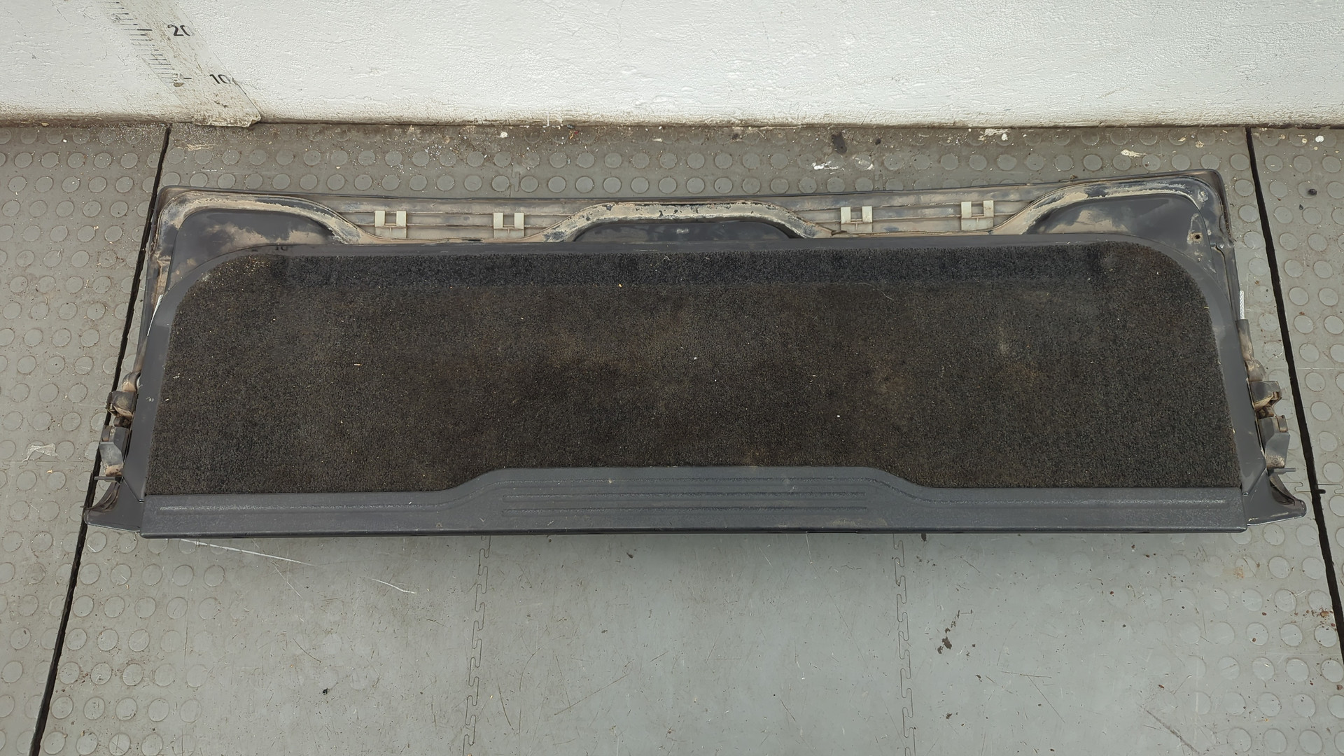 Дверь багажника нижняя (борт)