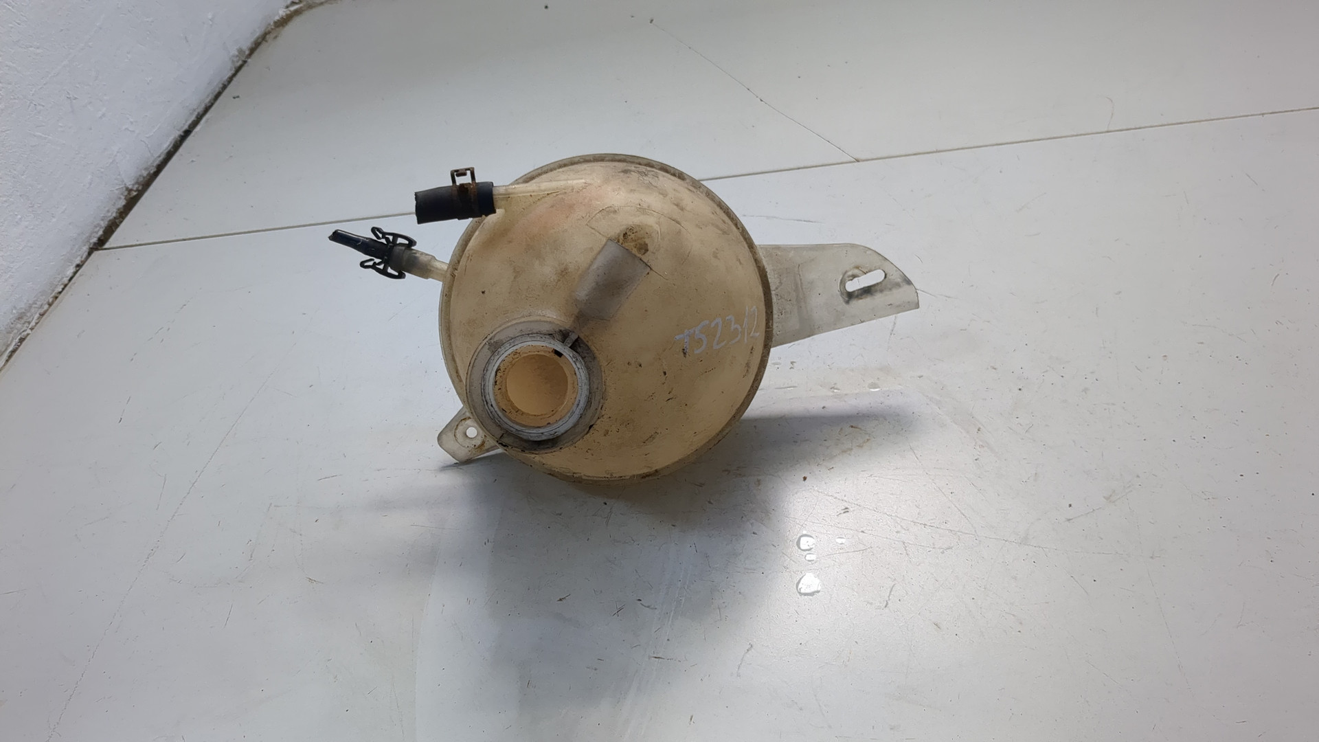 Бачок расширительный