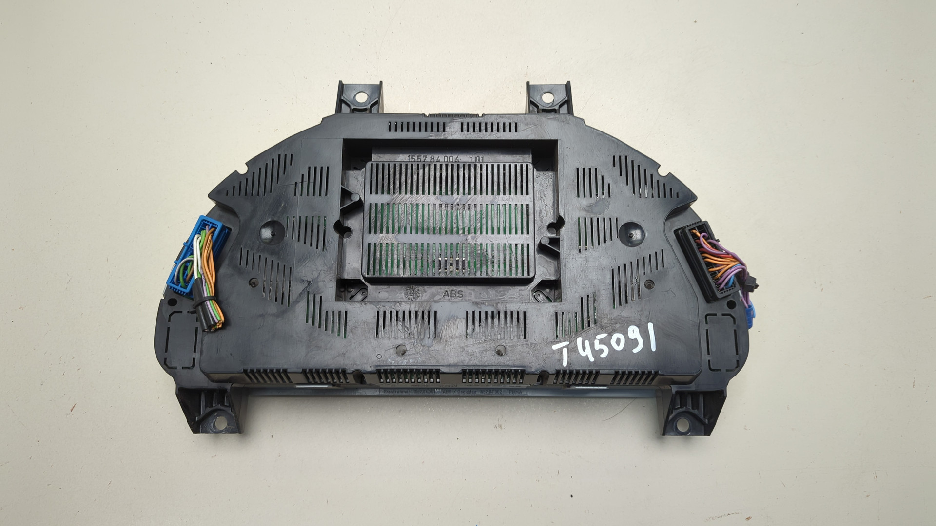 Панель приборов