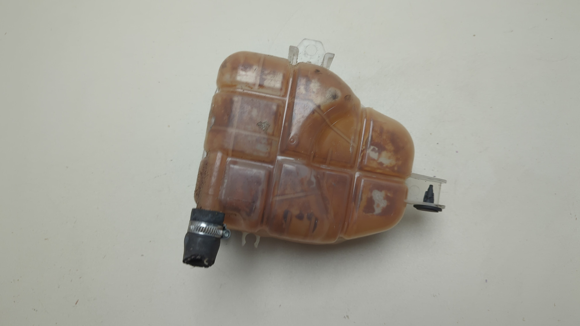 Бачок расширительный