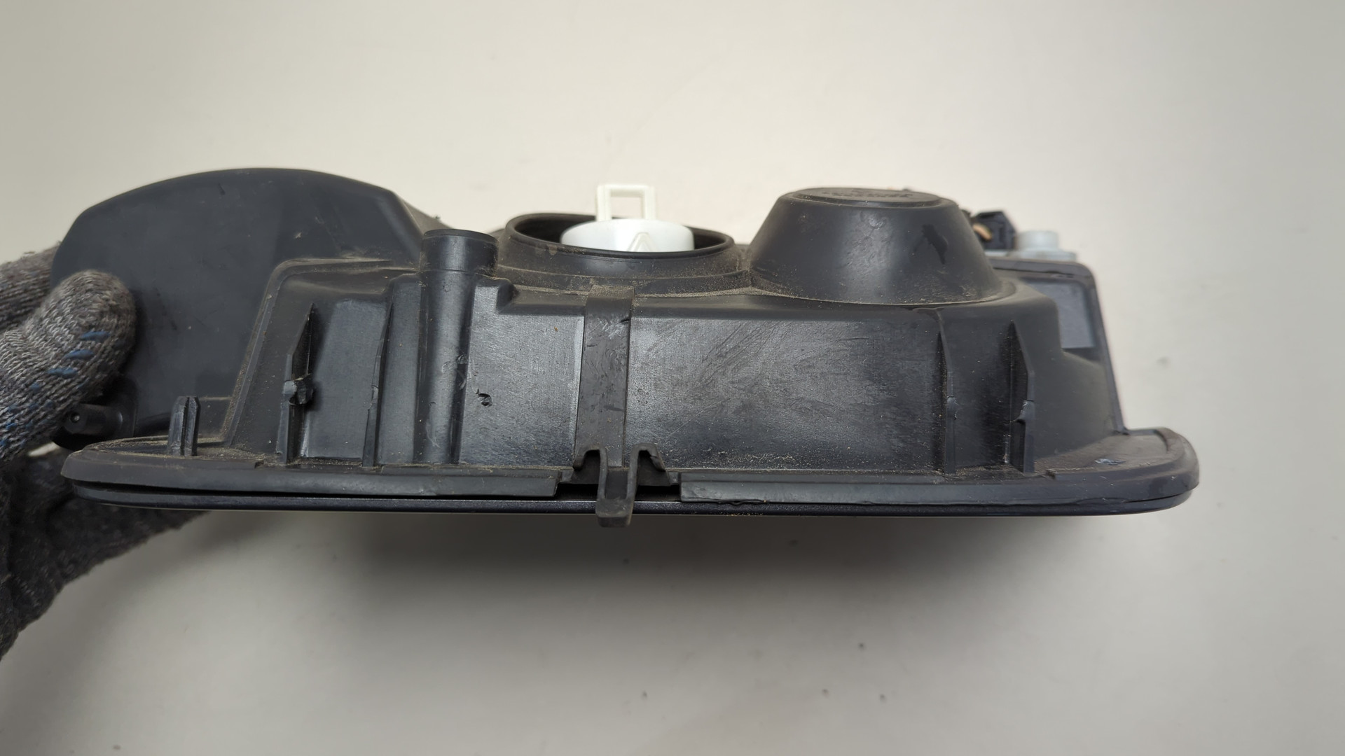 Лючок бензобака