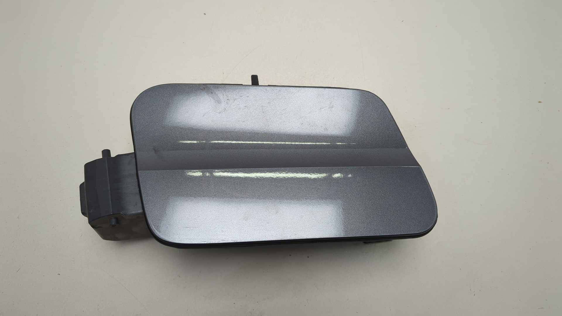 Лючок бензобака