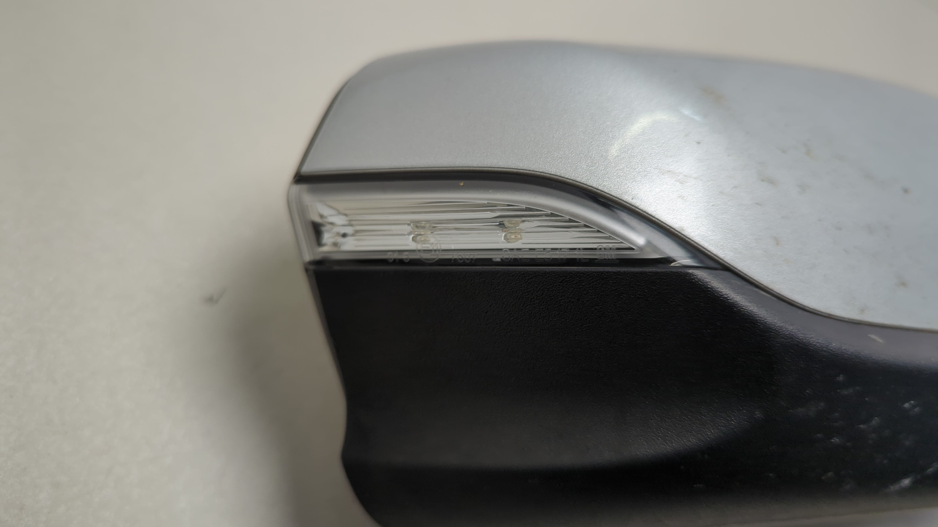 Зеркало правое электрическое