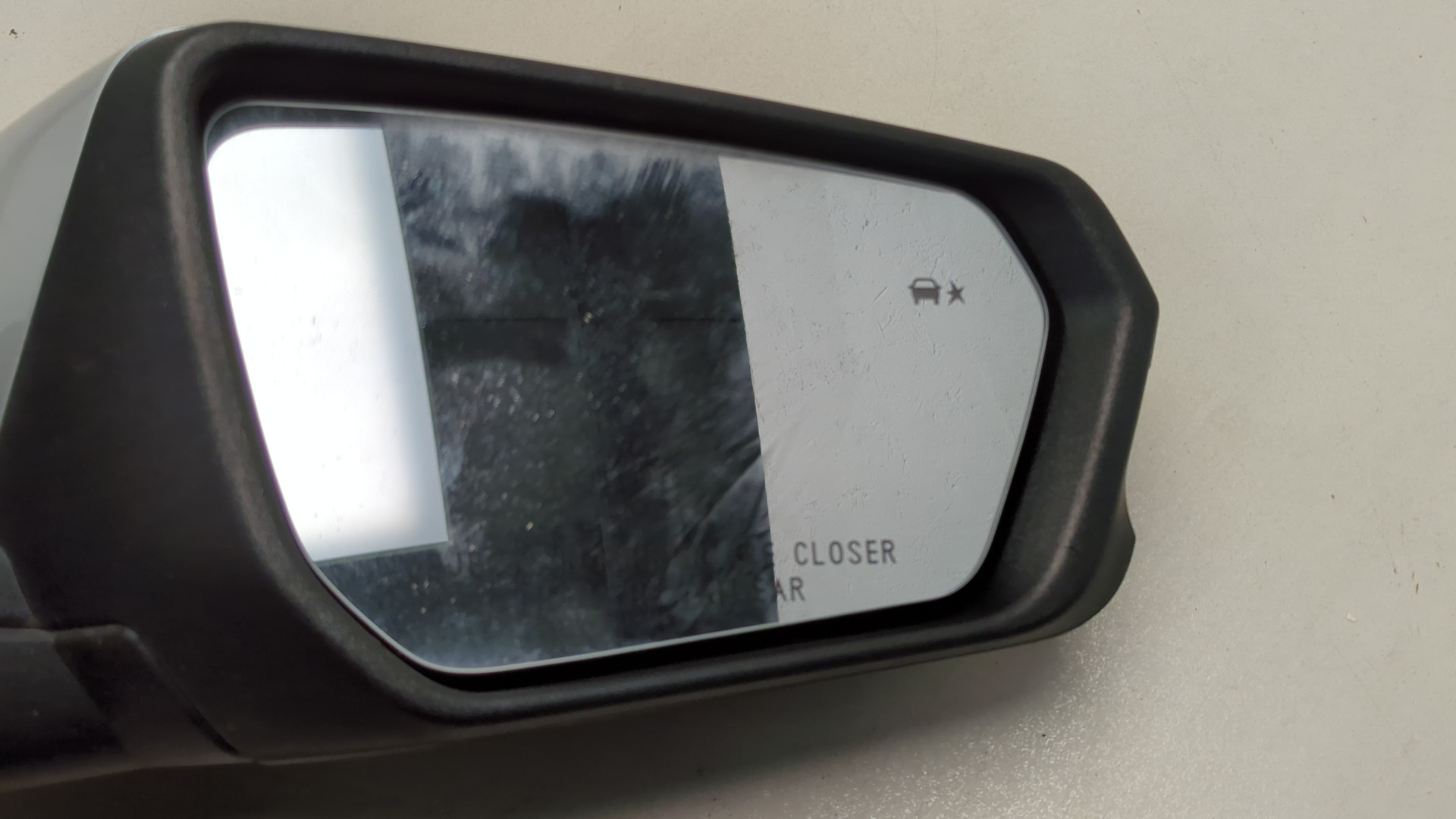 Зеркало правое электрическое