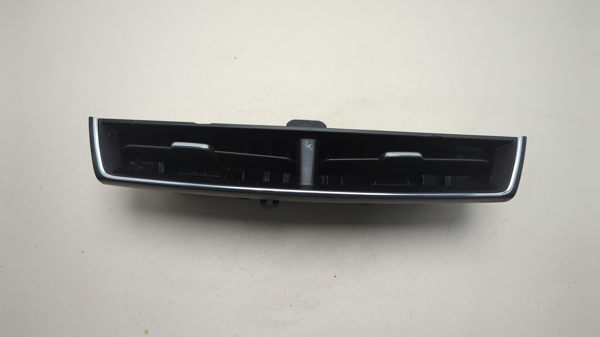 Дефлектор воздушный